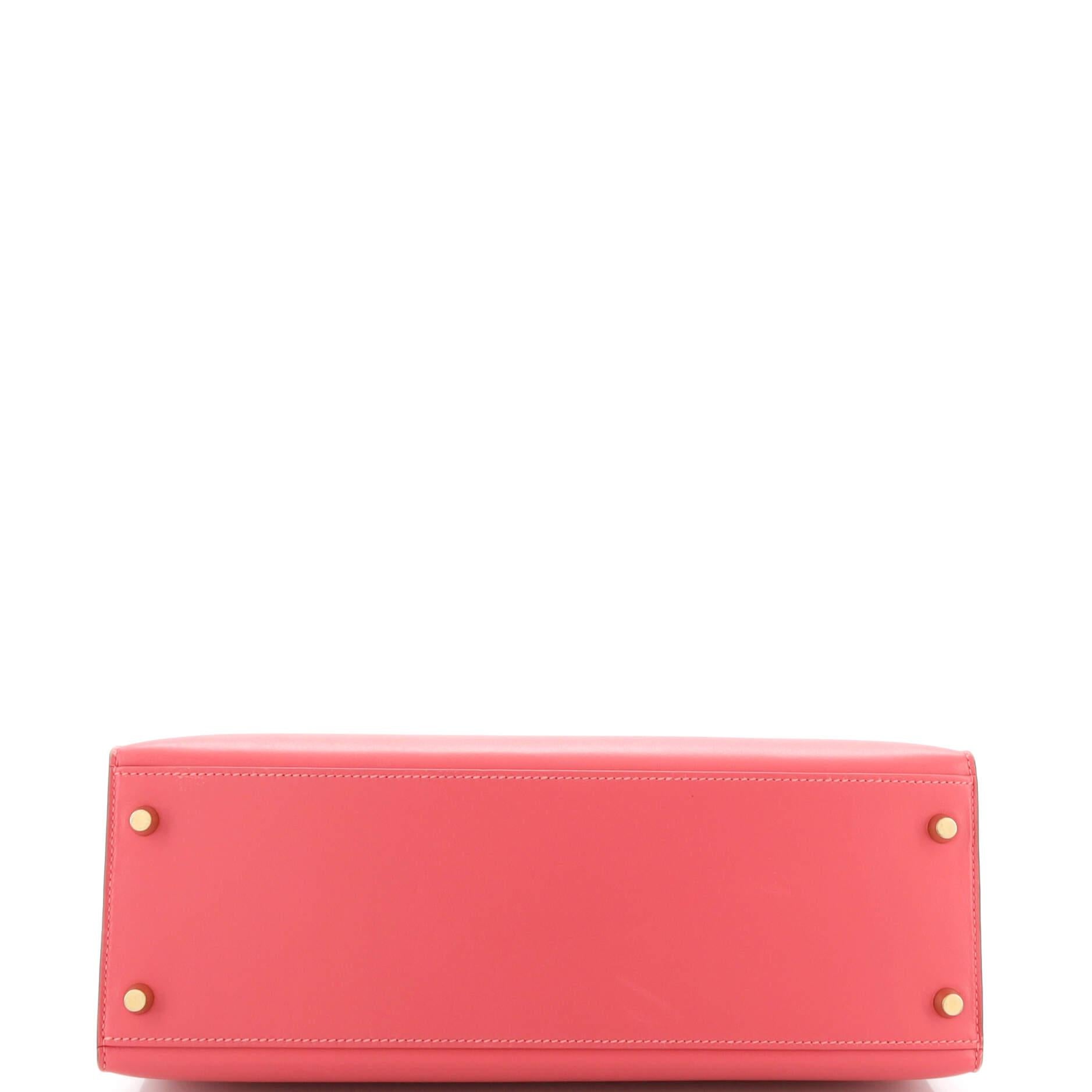 Hermes Kelly Handbag Rose Lipstick Tadelakt with Gold Hardware 32 For Sale 1
