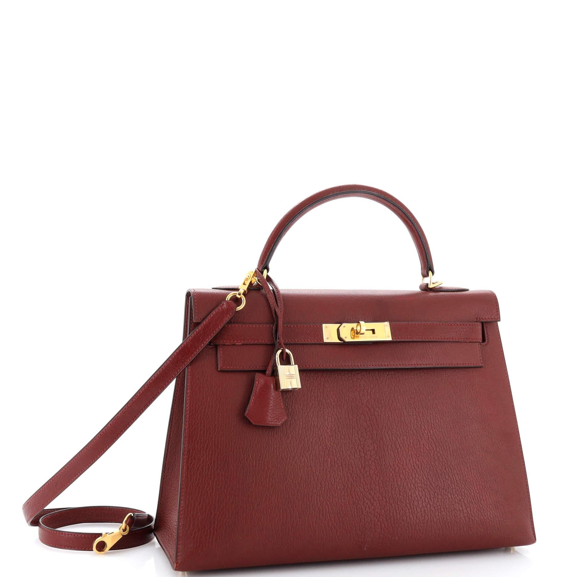 Hermes Kelly Handbag Rouge H Chevre de Coromandel with Gold Hardware 32 In Good Condition In NY, NY