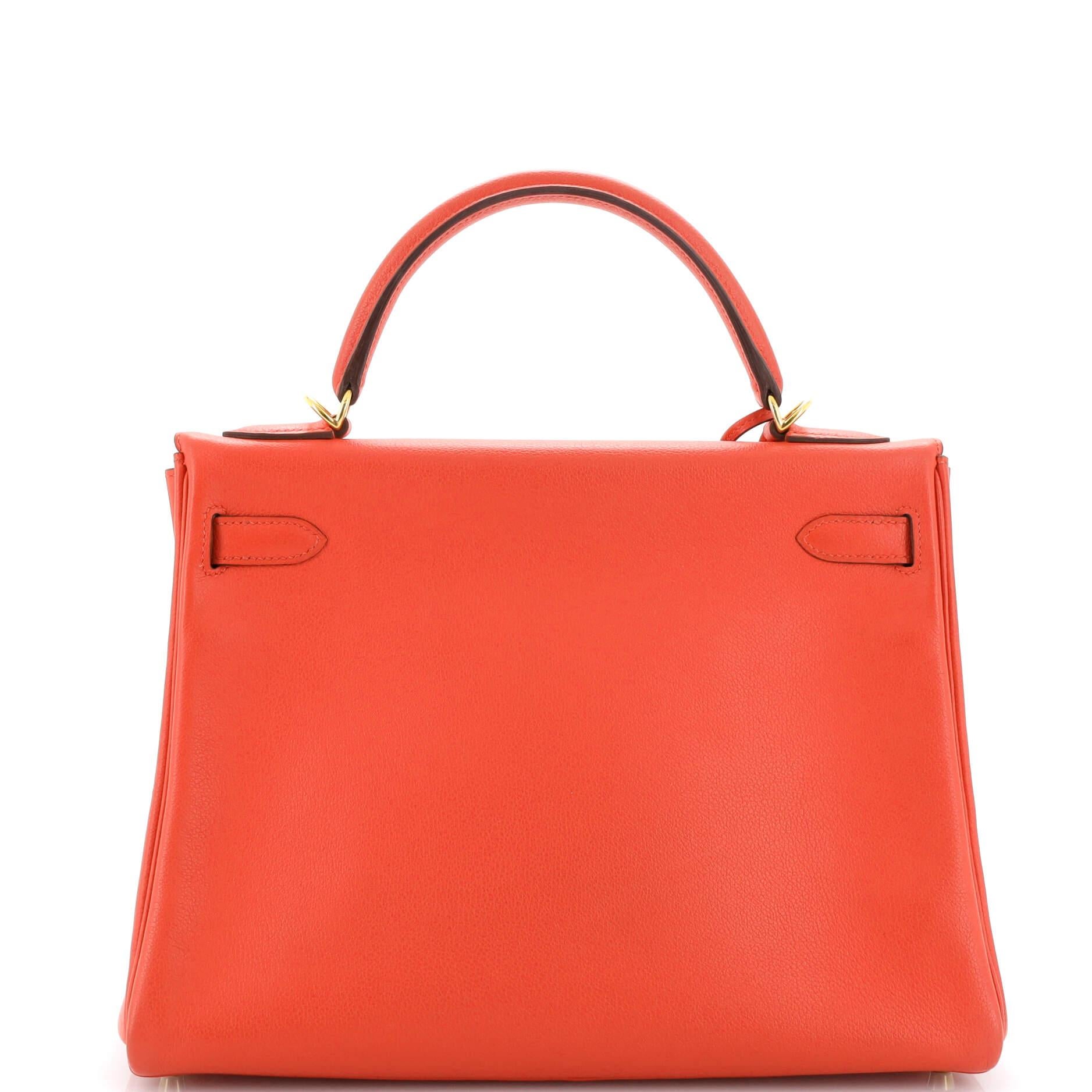 Hermes Kelly Handbag Rouge Tomate Evercolor with Gold Hardware 32 In Good Condition In NY, NY