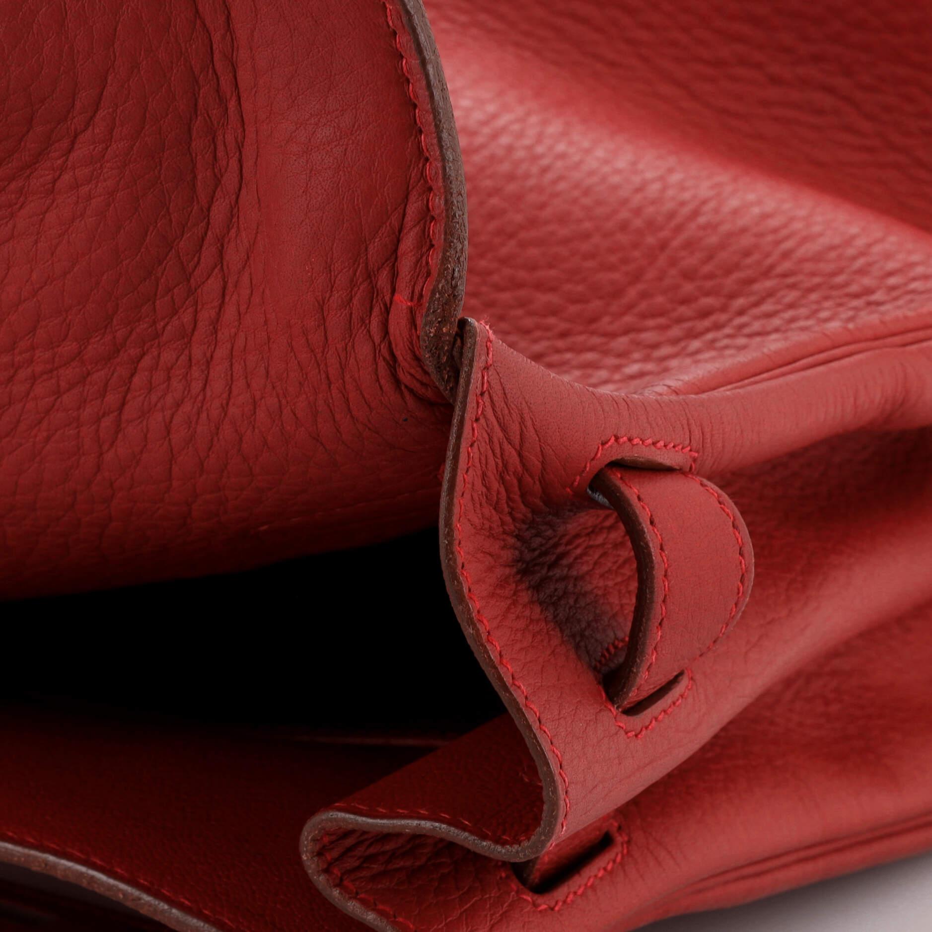 Hermes Kelly Handbag Rouge Vif Clemence with Gold Hardware 35 For Sale 6
