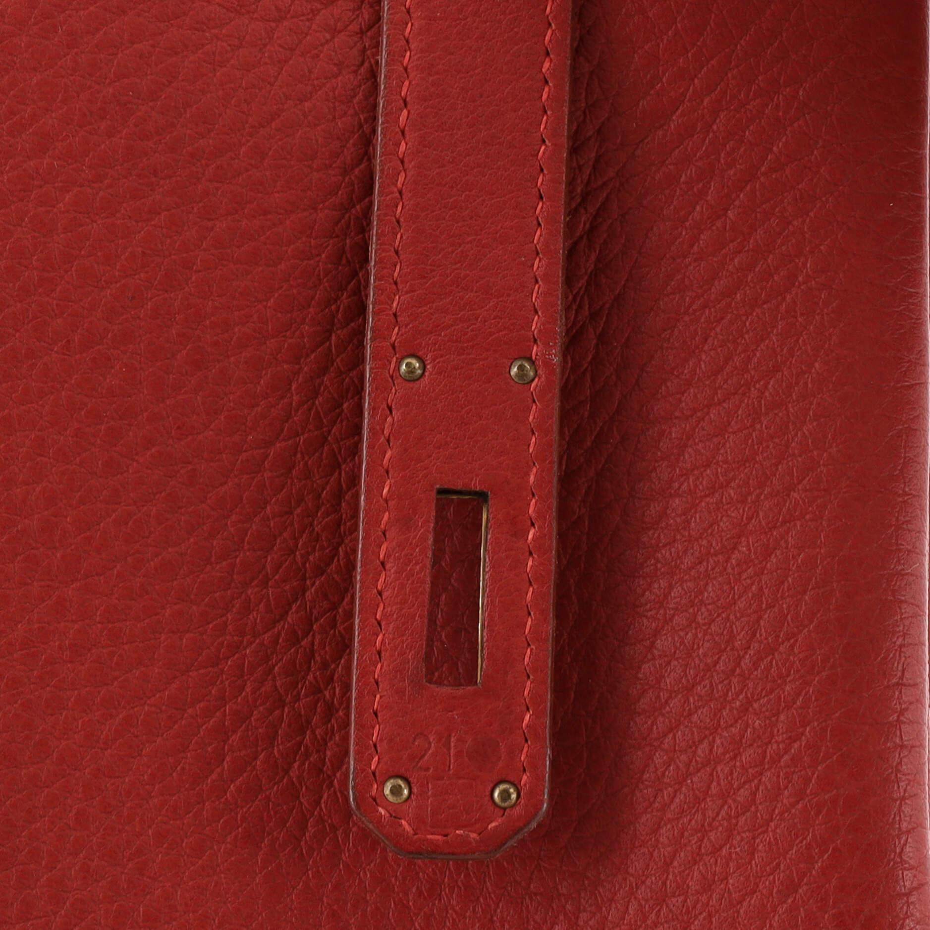 Hermes Kelly Handbag Rouge Vif Clemence with Gold Hardware 35 For Sale 10
