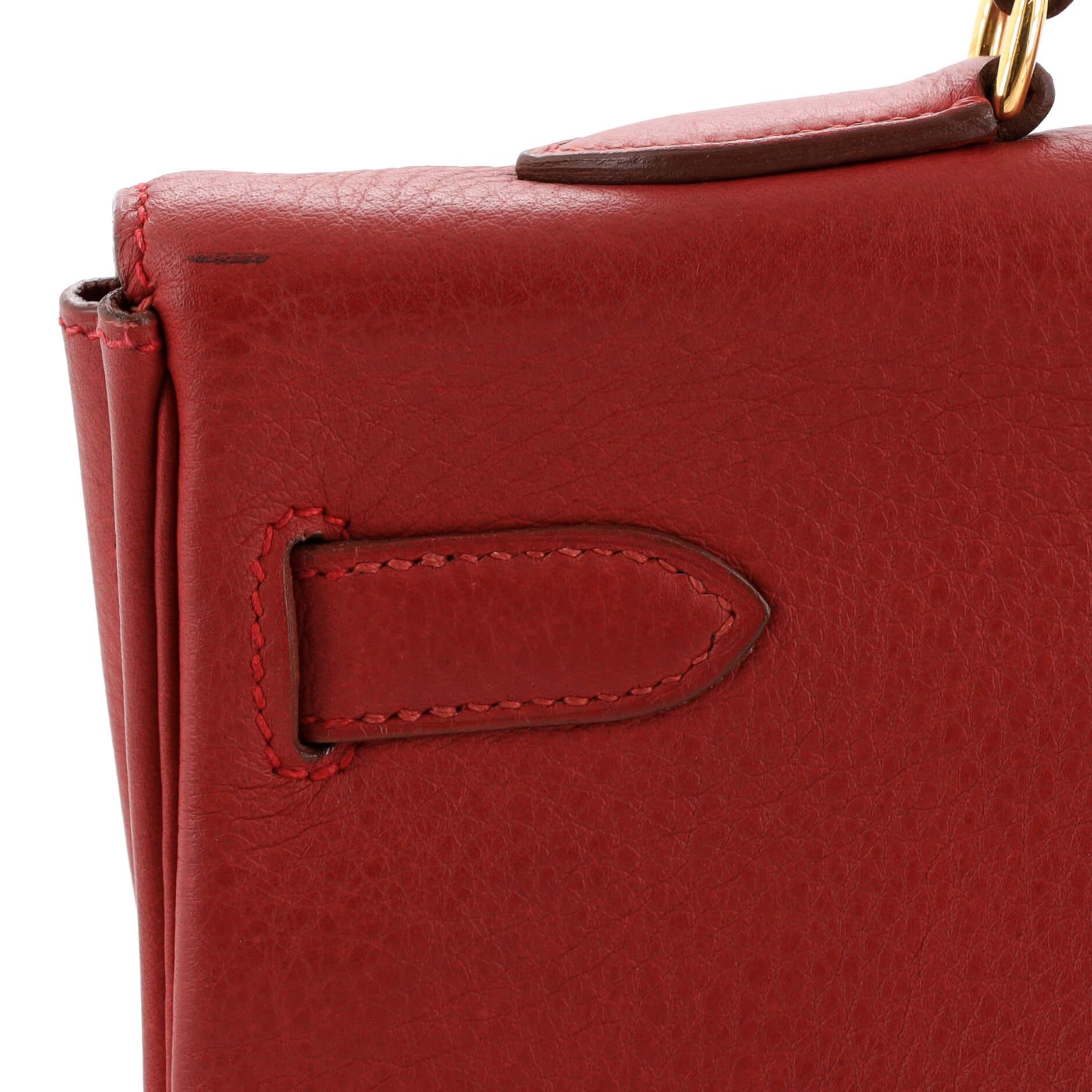 Hermes Kelly Handbag Rouge Vif Clemence with Gold Hardware 35 For Sale 4