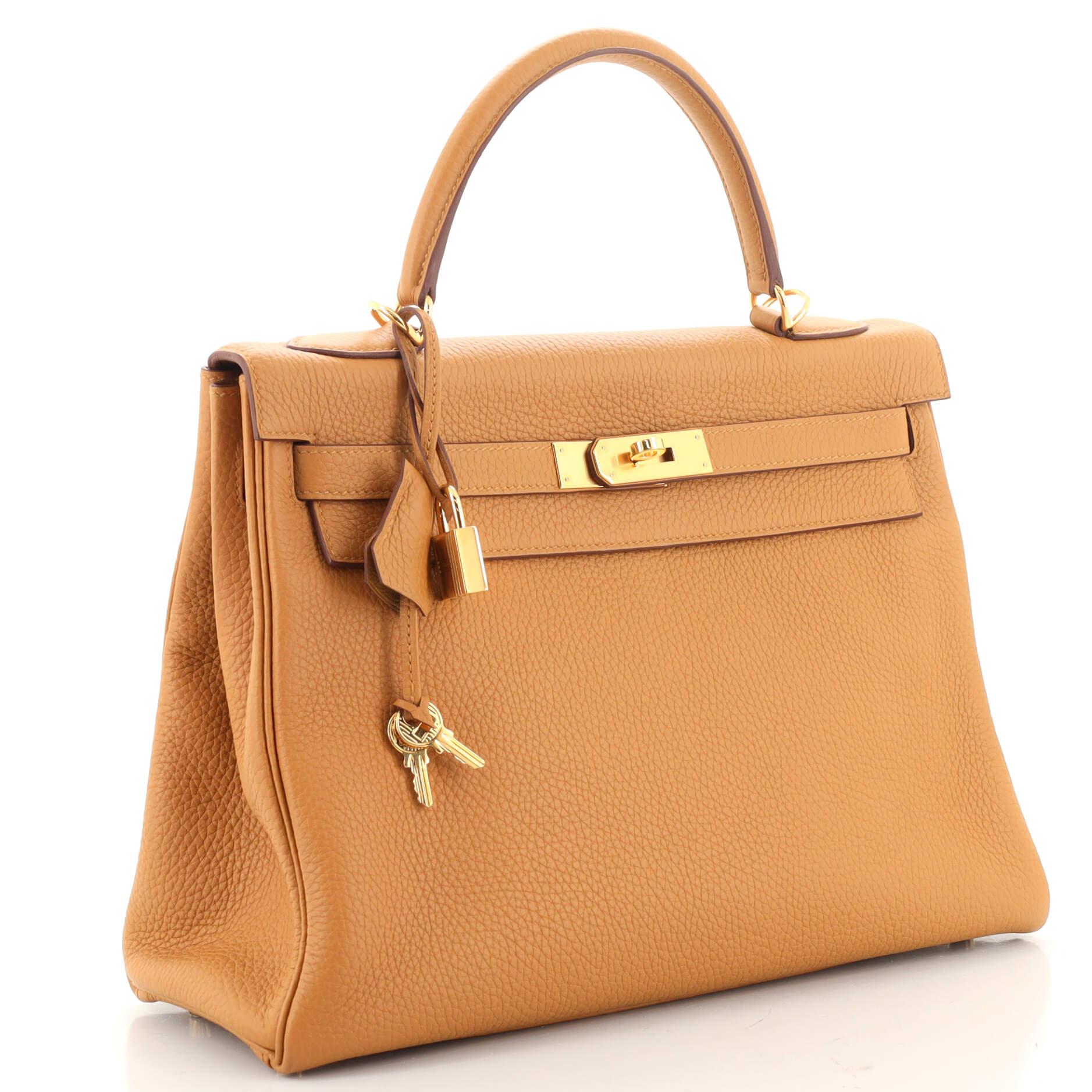 Hermes Kelly Handbag Sesame Clemence with Gold Hardware 32 In Good Condition In NY, NY