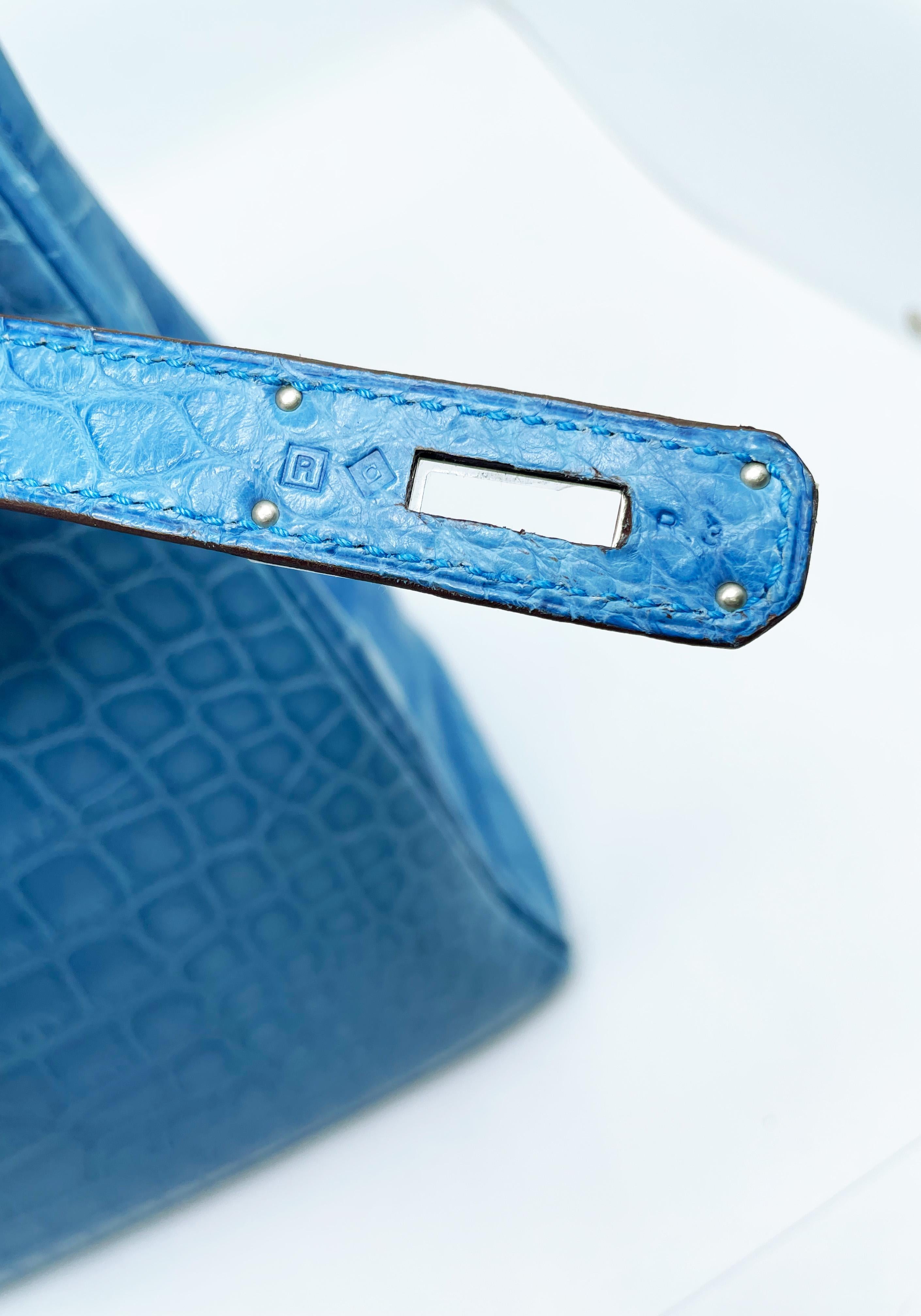 Hermès Kelly handbag turned over 35 in Mat Mykonos alligator leather For Sale 3