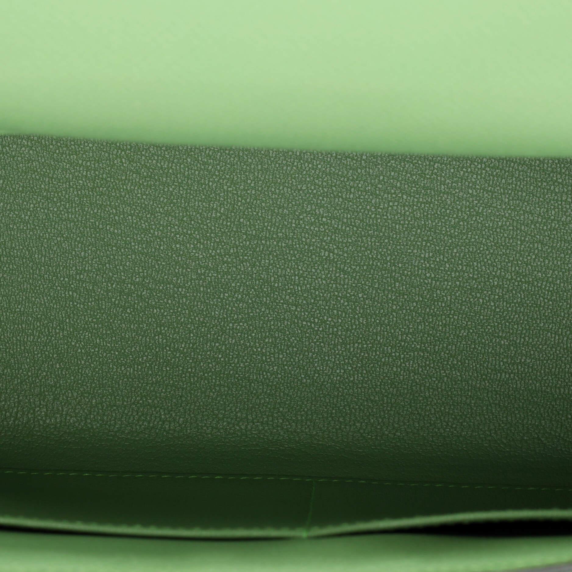 Hermes Kelly Handbag Vert Criquet Epsom with Gold Hardware 28 In Good Condition In NY, NY