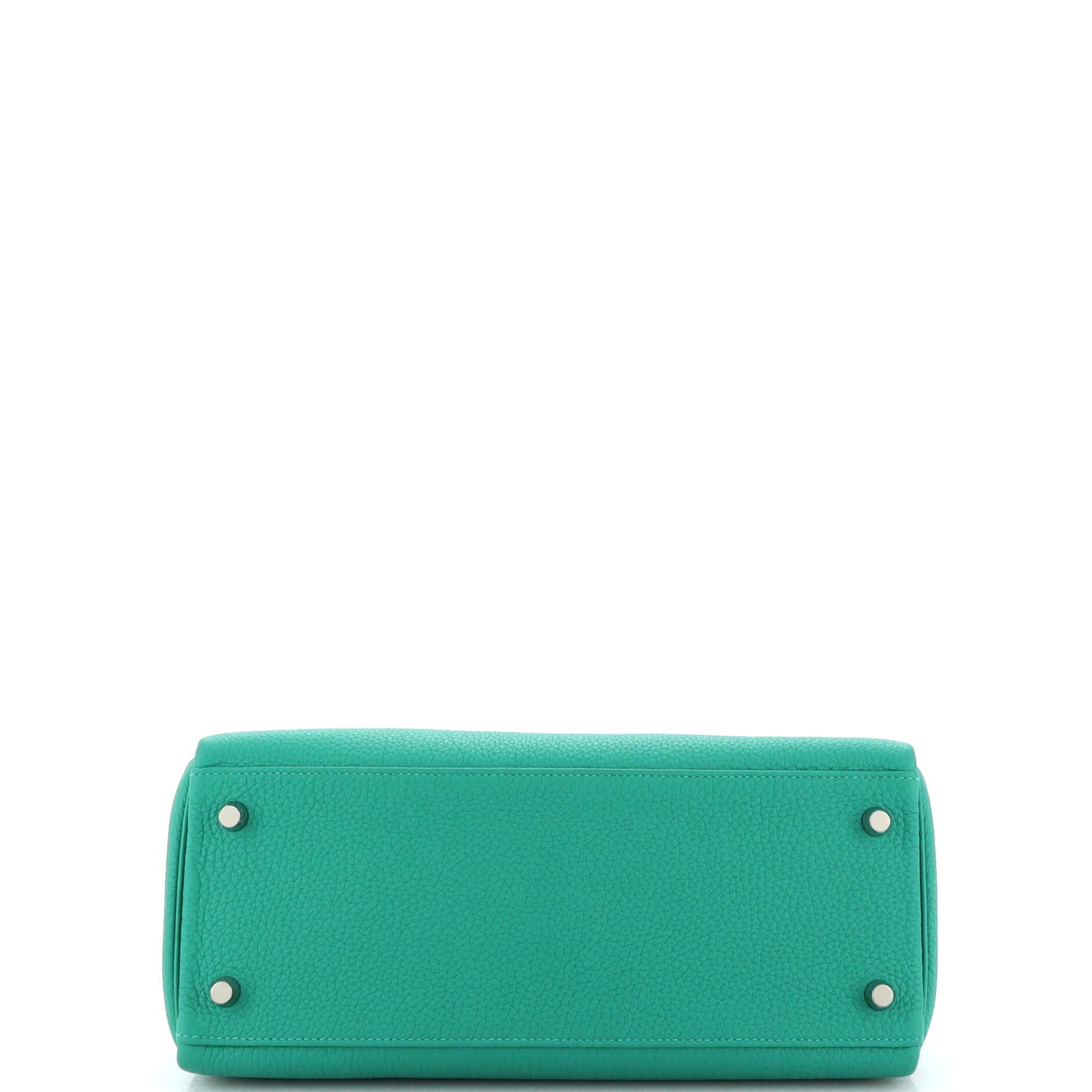 Hermes Kelly Handbag Vert Verone Togo with Palladium Hardware For Sale 1