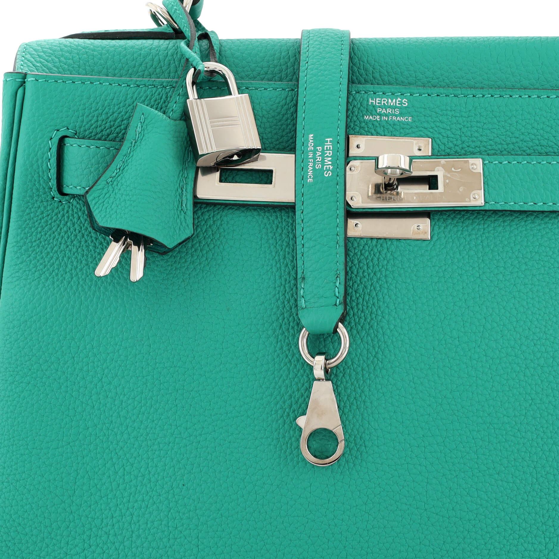 Hermes Kelly Handbag Vert Verone Togo with Palladium Hardware For Sale 3