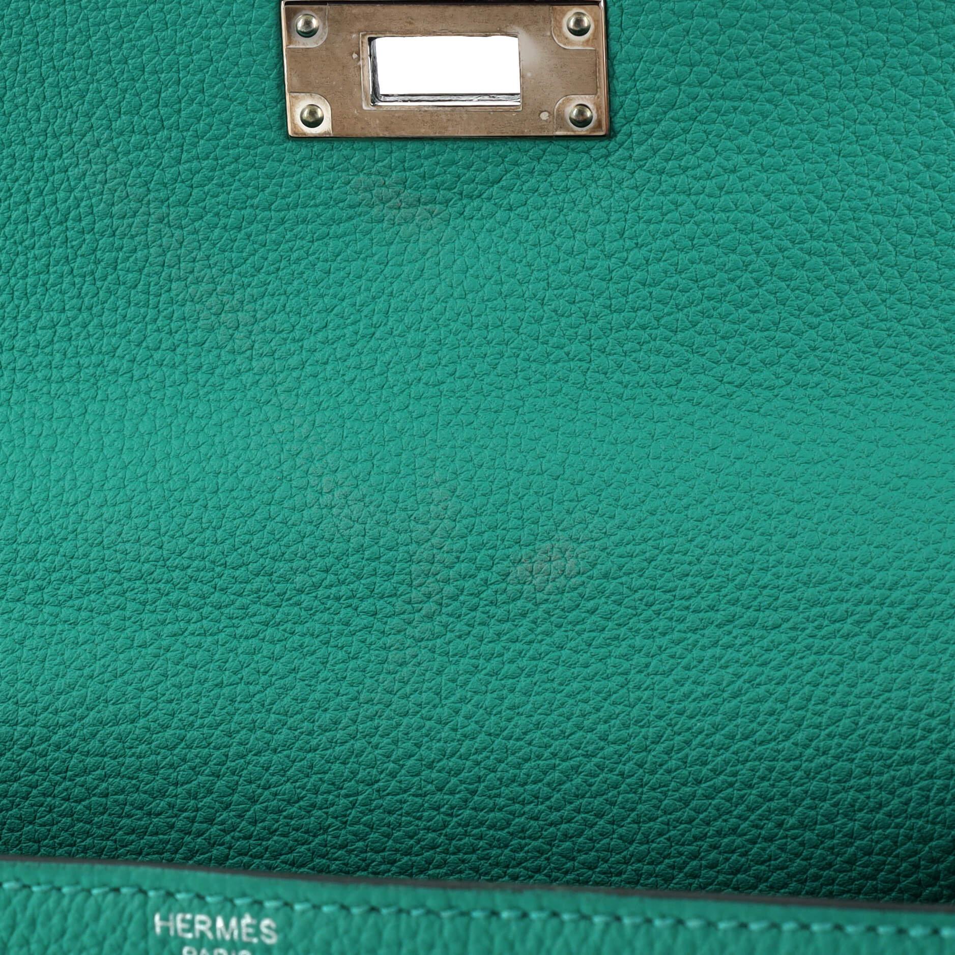 Hermes Kelly Handbag Vert Verone Togo with Palladium Hardware For Sale 5