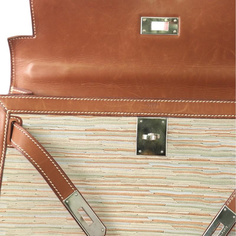 Hermes Kelly Handbag Vibrato and Barenia 32 In Fair Condition In NY, NY