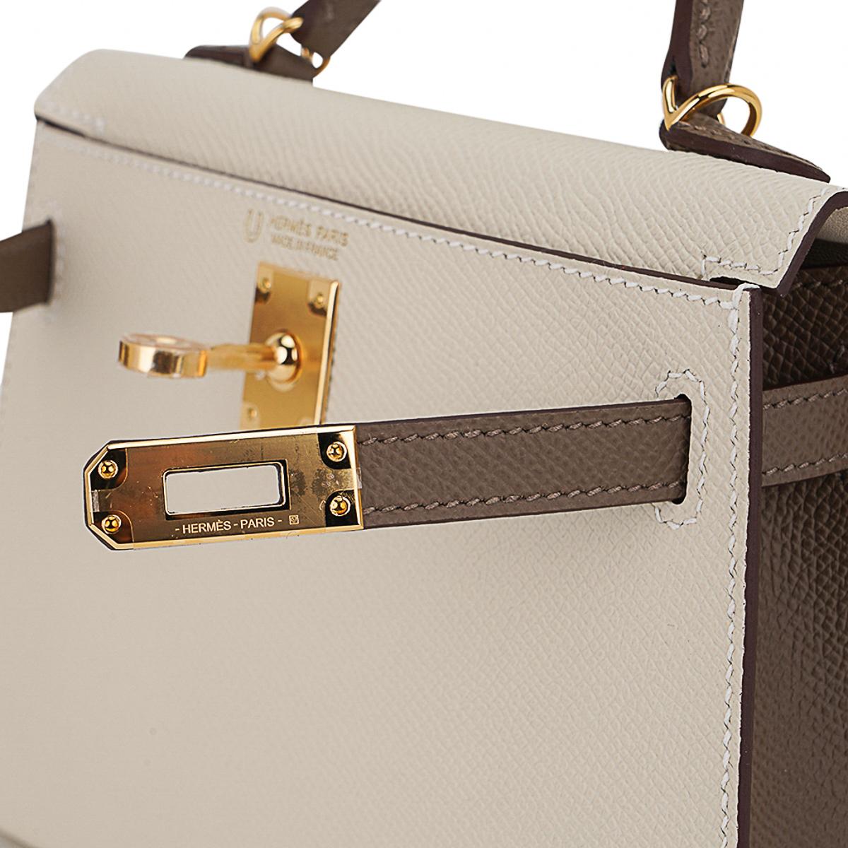 Women's Hermes Kelly HSS 20 Sellier Craie / Etoupe Mini Bag  Gold Hardware Epsom Leather For Sale