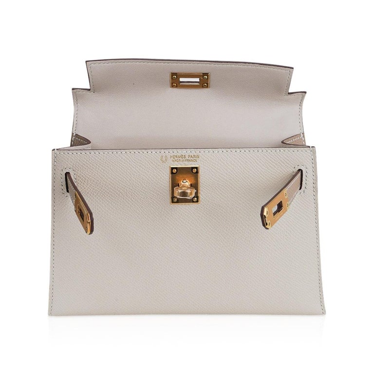 Hermes Kelly 20cm Vert Criquet and Craie HSS For Sale at 1stDibs