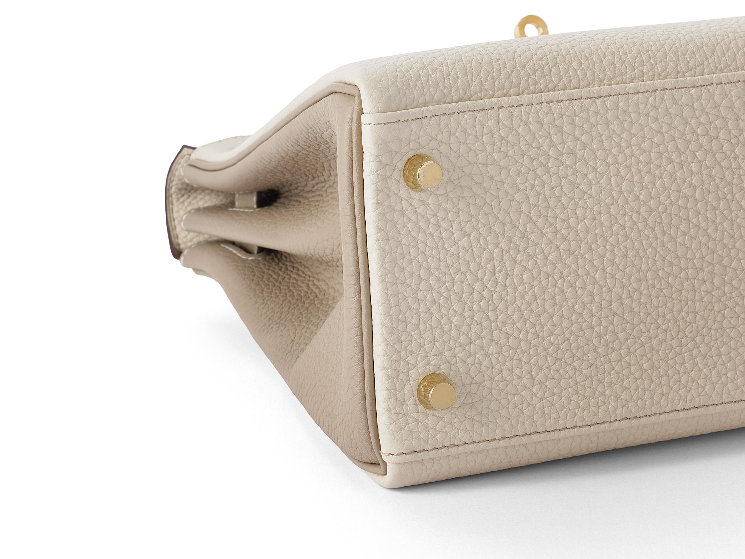 Hermès Kelly HSS 28 Craie/ Gris Tourterelle Togo Gold Hardware For Sale 1