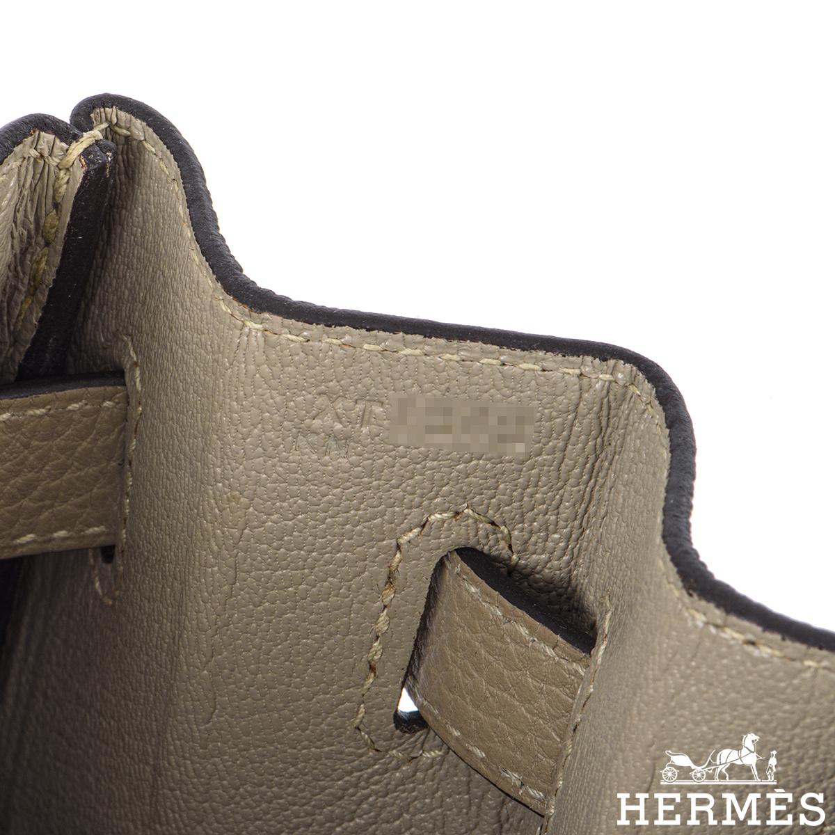 Hermès Kelly II Retourne 35cm Gris Tourterelle Veau Togo GHW In Good Condition In London, GB