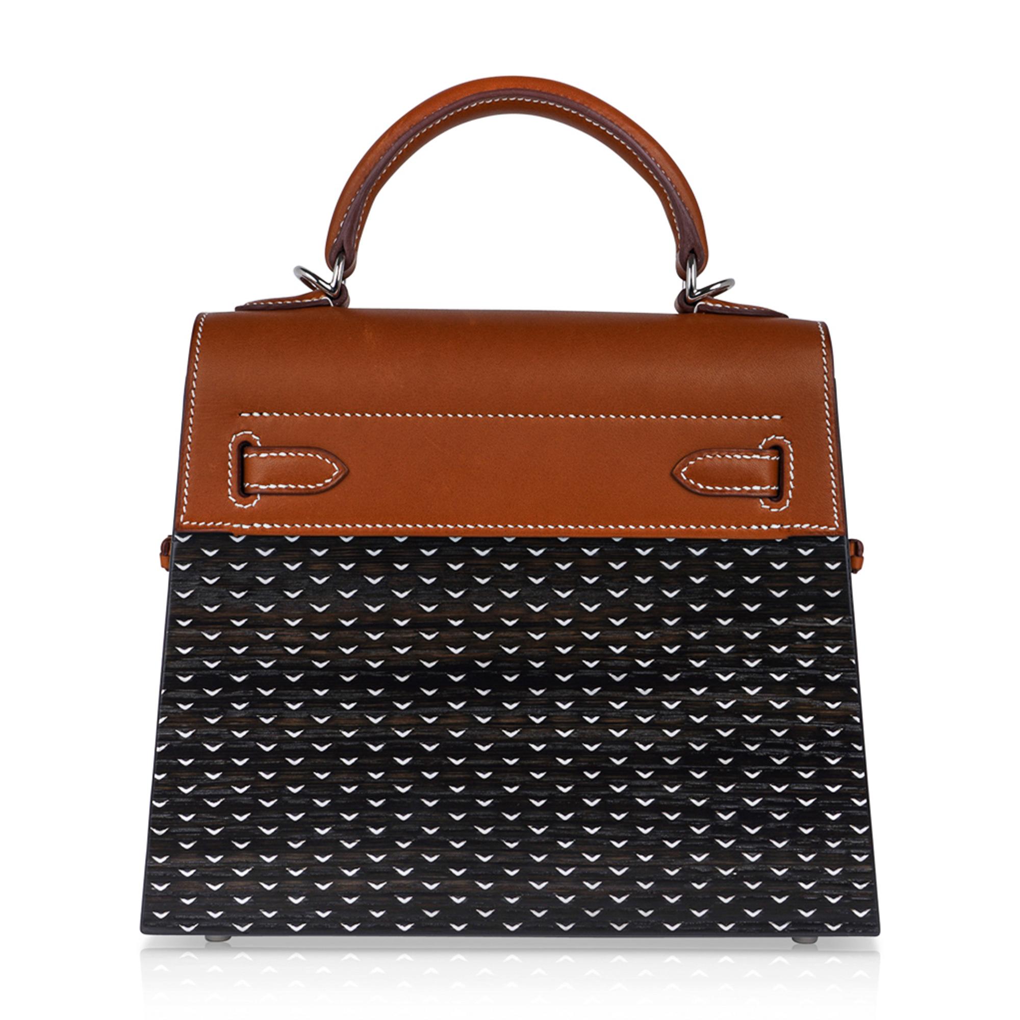 Hermes Kelly Kellywood 22 Wood Kelly Barenia Leather Limited Edition For Sale 1