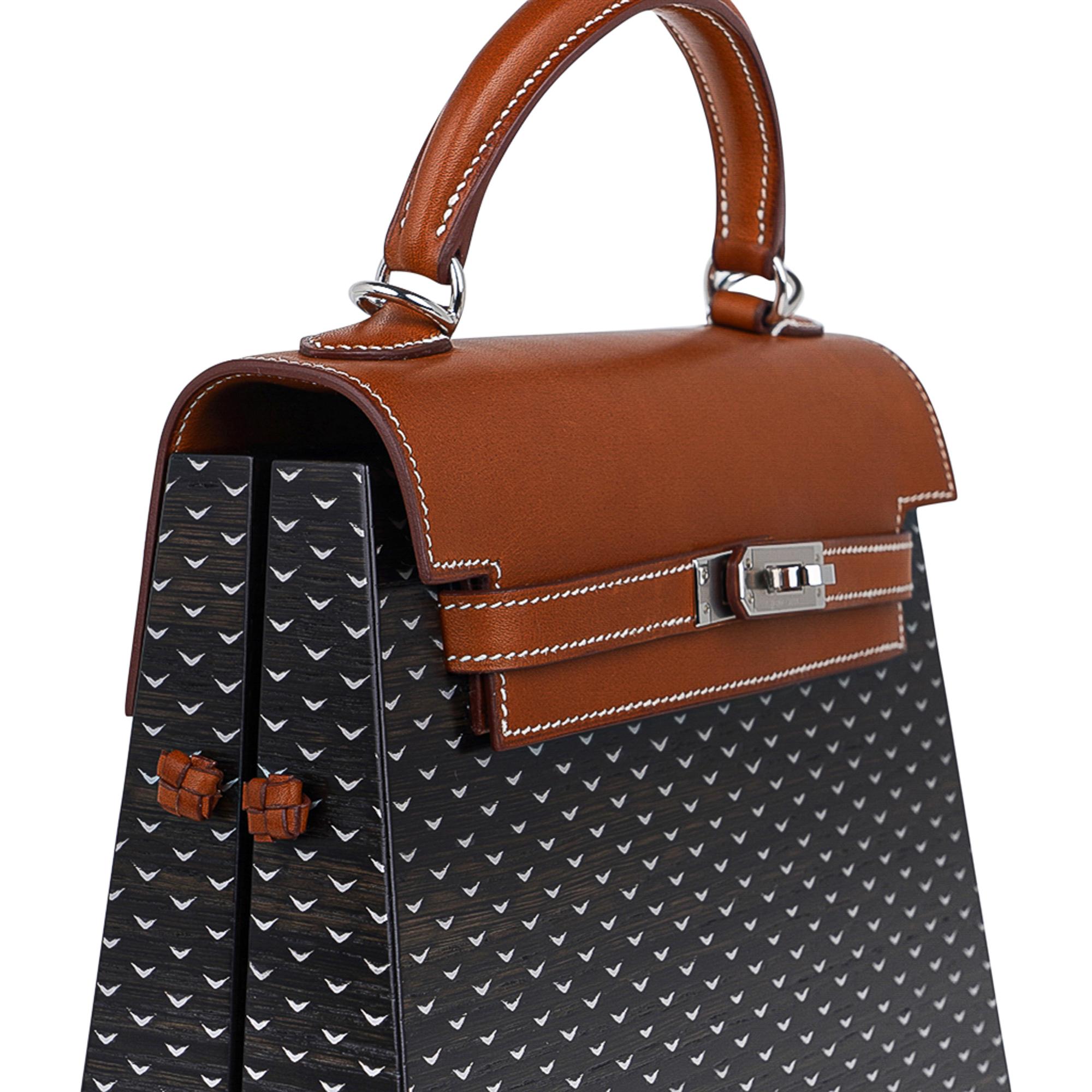 Hermes Kelly Kellywood 22 Wood Kelly Barenia Leather Limited Edition For Sale 2