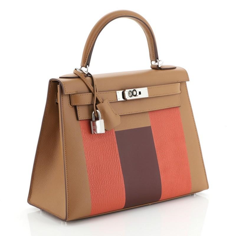 Condition: Excellent. Faint scratches on hardware. 
Accessories: Keys, Lock, Clochette, With Strap 
Measurements: Handle Drop 4