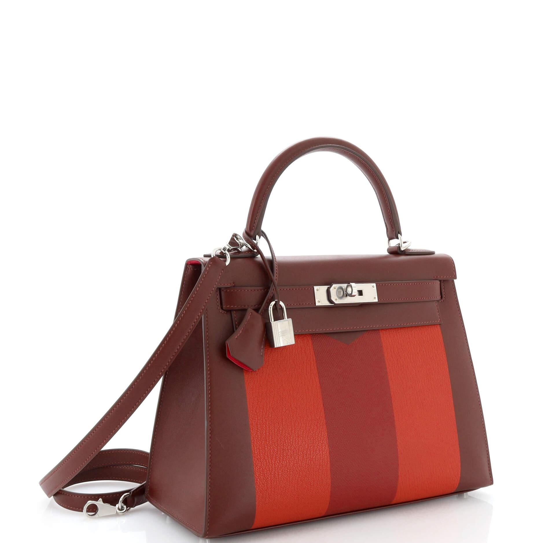 Hermes Kelly Lettre Handbag Red Sombrero with Palladium Hardware 28 In Good Condition For Sale In NY, NY