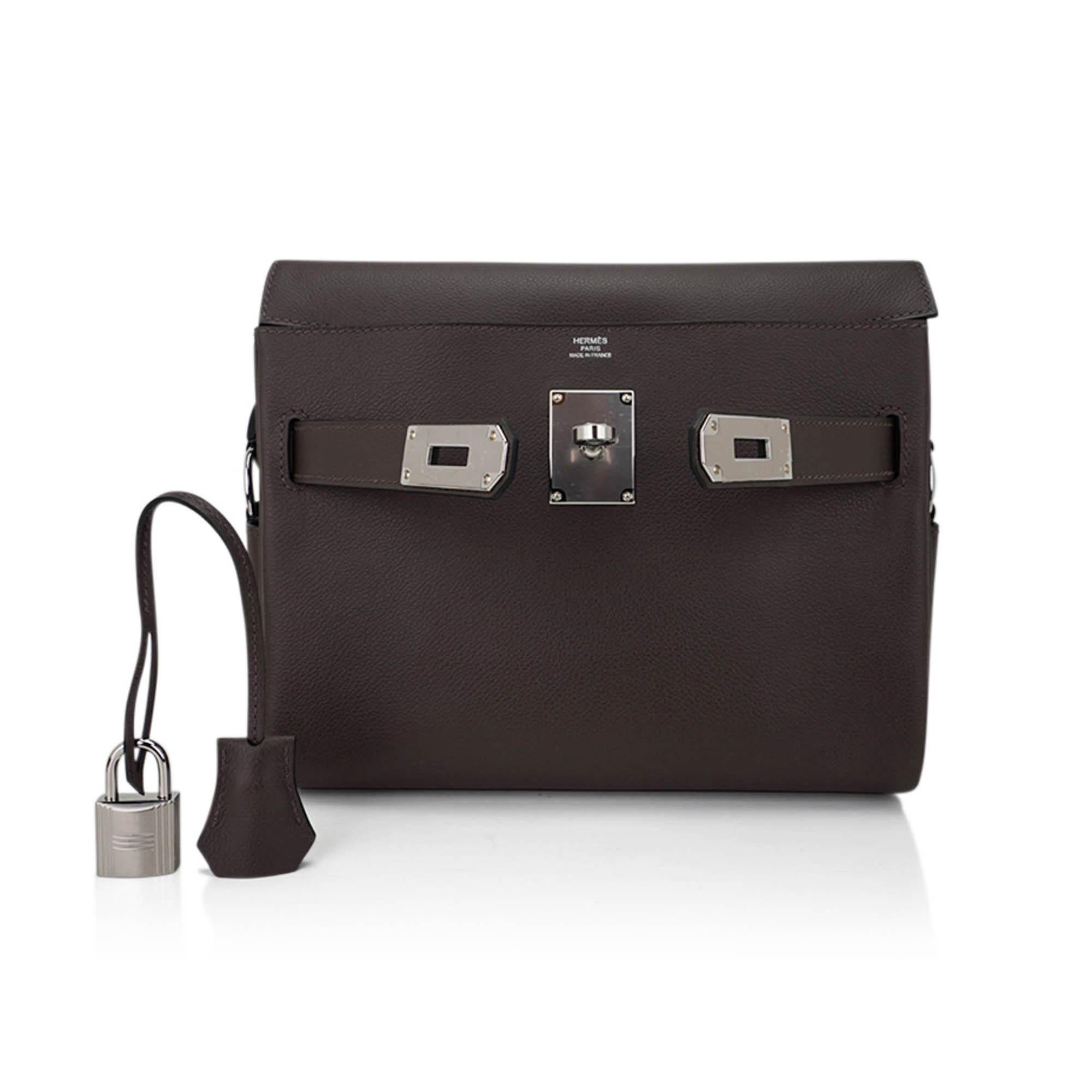 Black Hermes Kelly Messenger 25 Bag Ecorce Evercolor Leather with Palladium Hardware