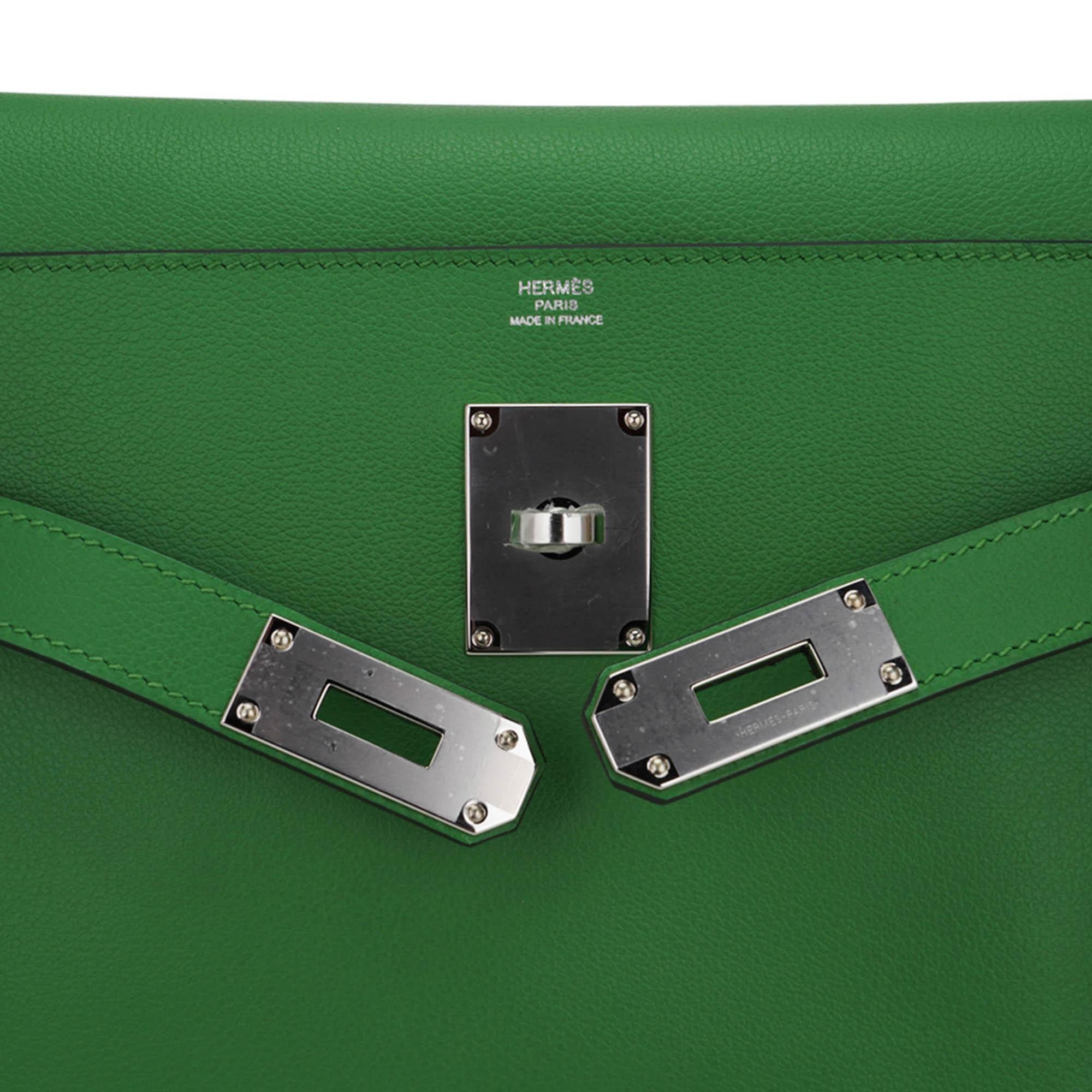 Hermes Kelly Messenger PM Bag Vert Yucca Evercolor Leather with Palladium Hardw For Sale 6