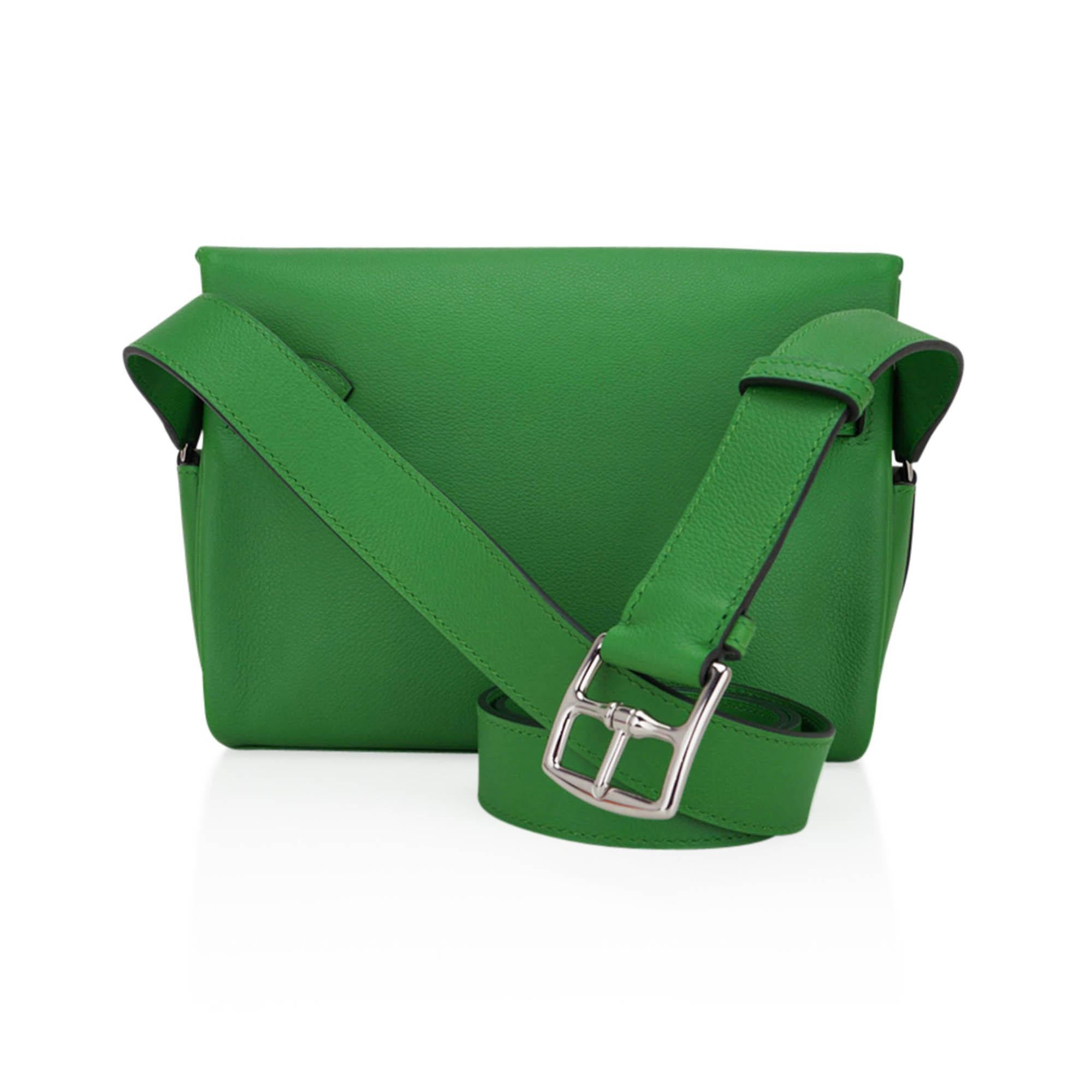 Hermes Kelly Messenger PM Bag Vert Yucca Evercolor Leather with Palladium Hardw For Sale 3