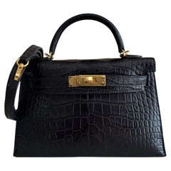 Hermes Kelly Mini 20 Cuir d'Alligator Noir Quincaillerie Or Sac Epaule