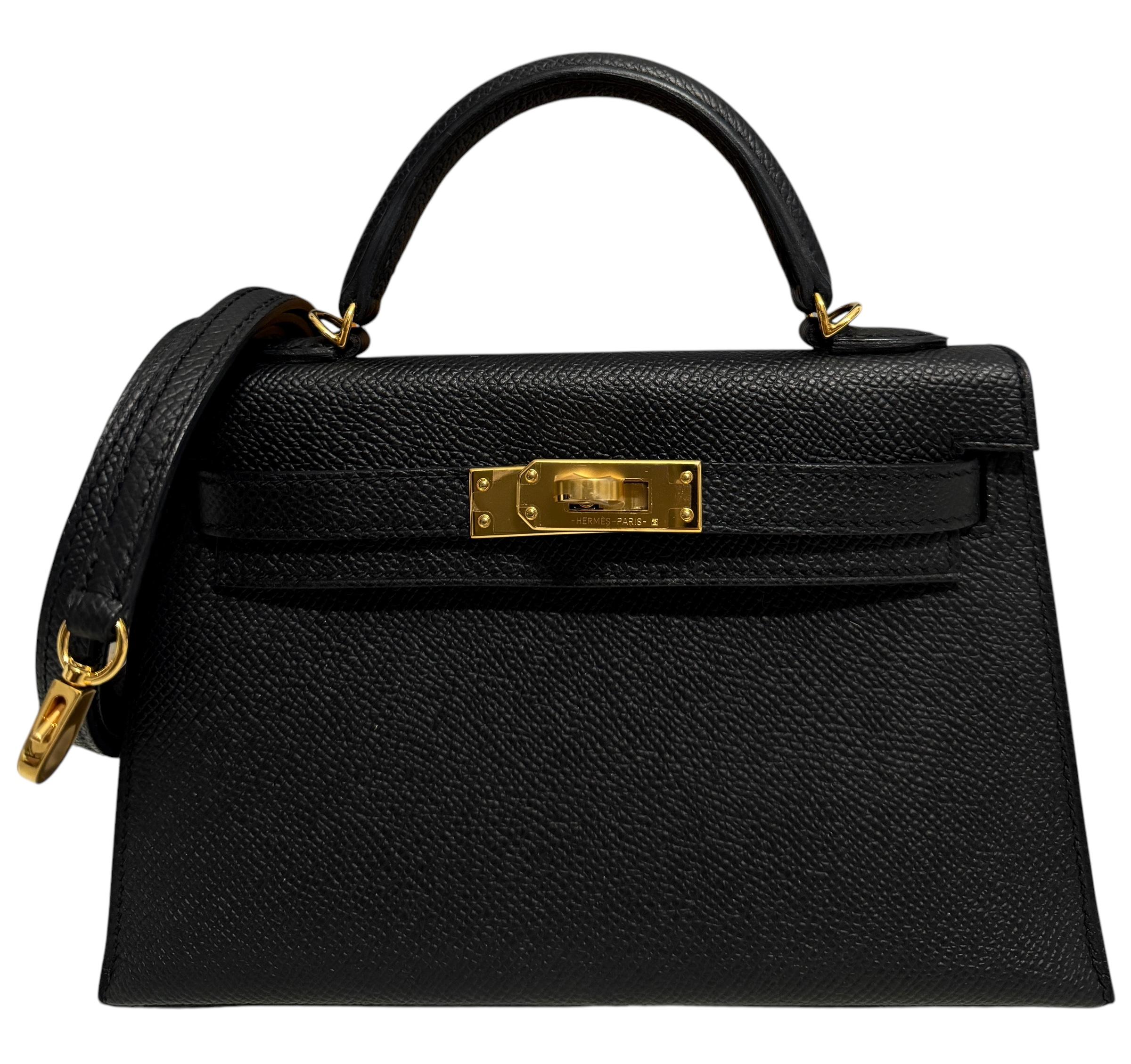 Hermes Kelly Mini 20 Black Noir Epsom Leather Gold Hardware For Sale 3