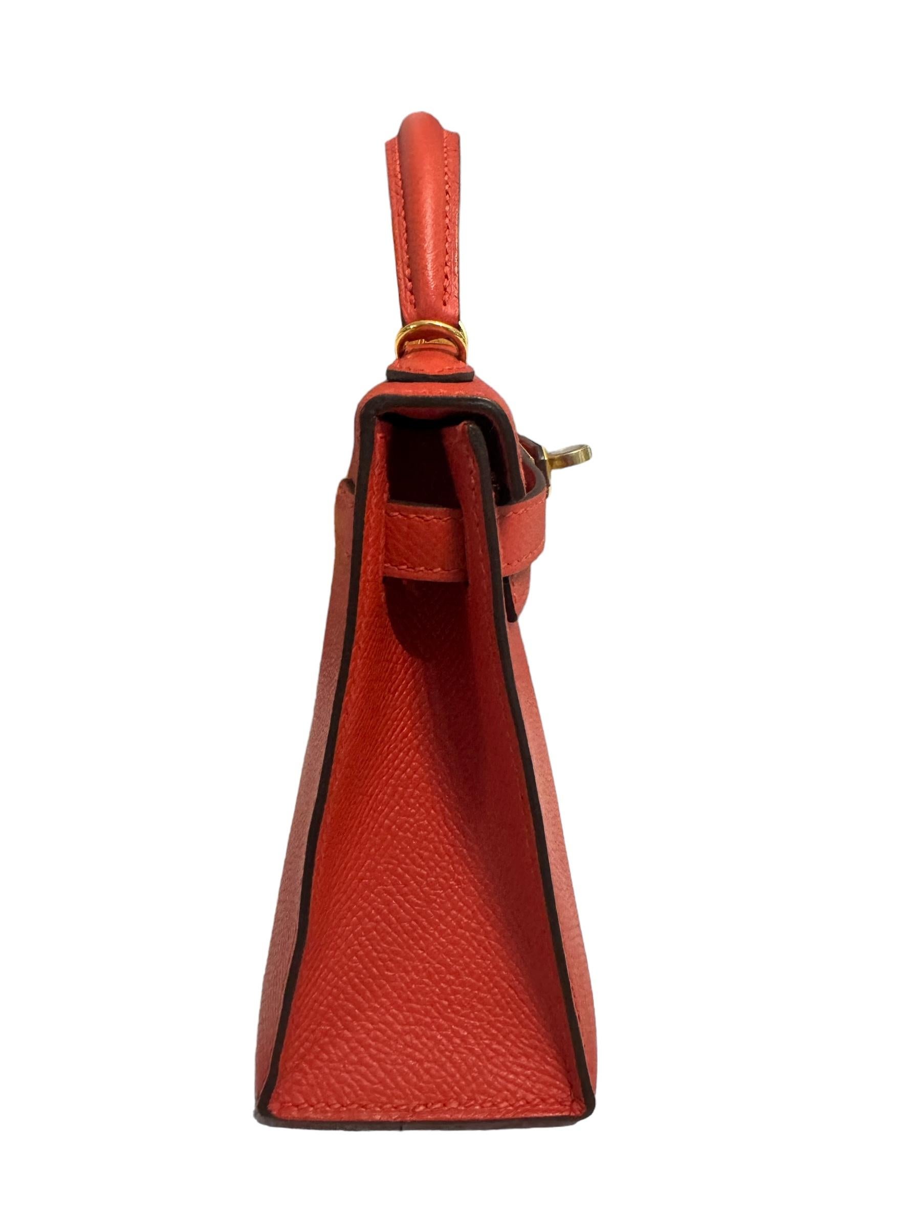 Hermes Kelly Mini 20 Capucine Orange Red Epsom Leather Gold Hardware In Excellent Condition In Miami, FL