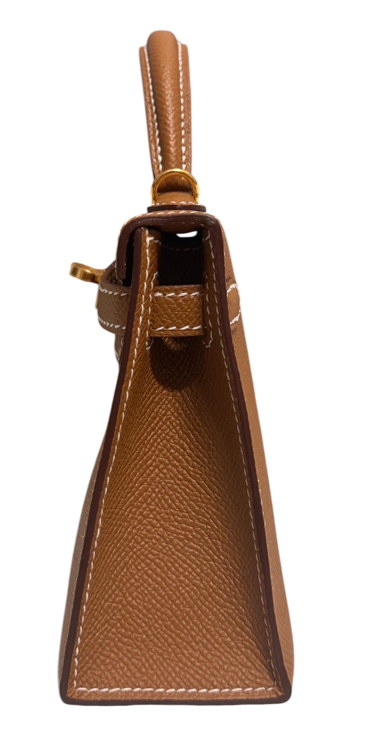 Hermes Kelly Mini 20 Gold Tan Epsom Leather Gold Hardware In New Condition In Miami, FL