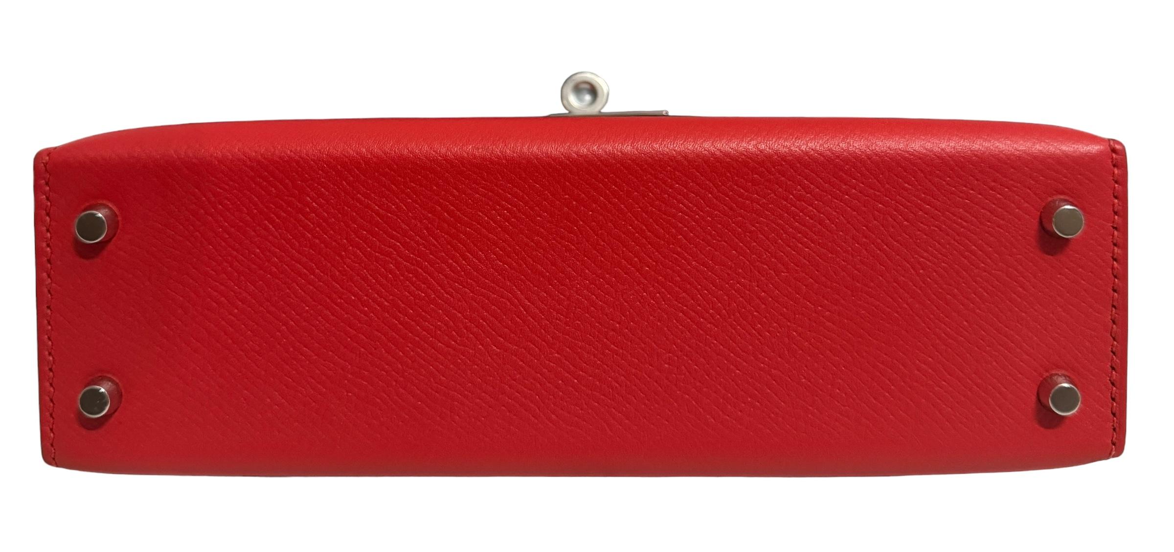 Hermes Kelly Mini 20 Rouge Tomate Red Tomato Epsom Leather Palladium Hardware In Excellent Condition In Miami, FL