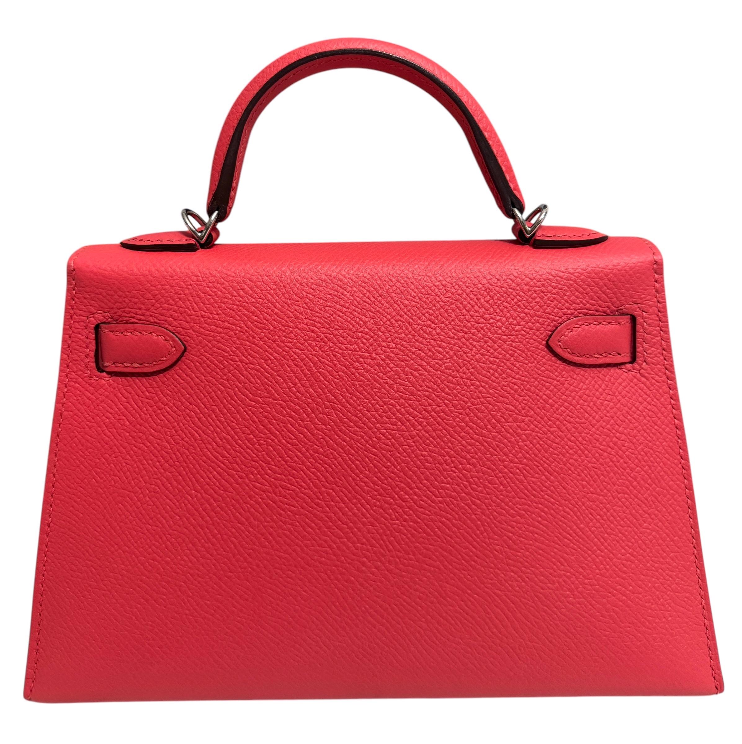 Rare and Most Coveted Hermes Mini Kelly 20 Verso Rose Texas Rouge Interior. Epsom Leather Complimented by Palladium Hardware.


Like New! Plastic on All Hardware. Has been displayed and handled. May have minor pressure marks on bottom interior due