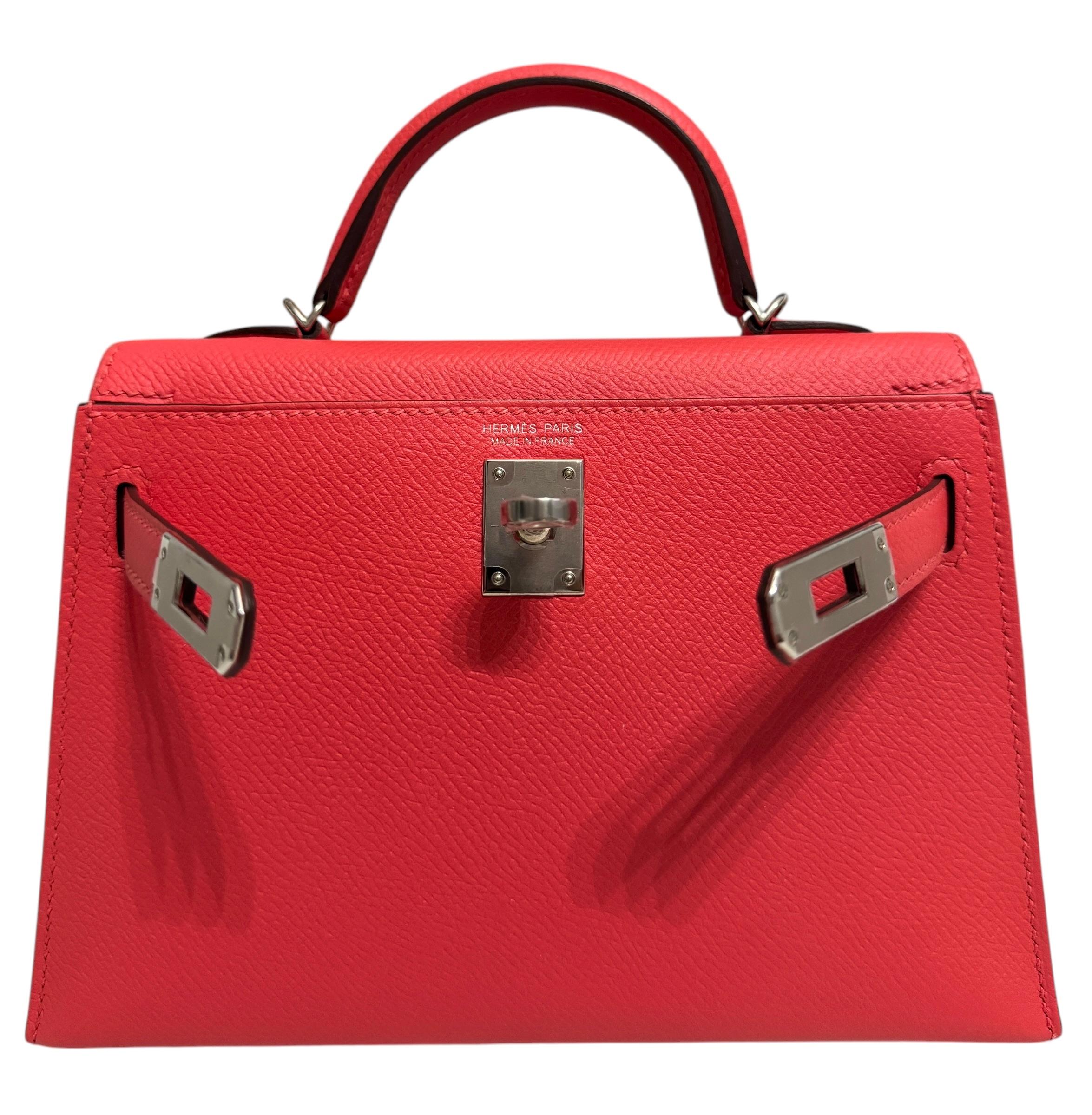 Red Hermes Kelly Mini 20 Verso Rose Texas Pink Rouge Int Epsom Leather Gold Hardware For Sale