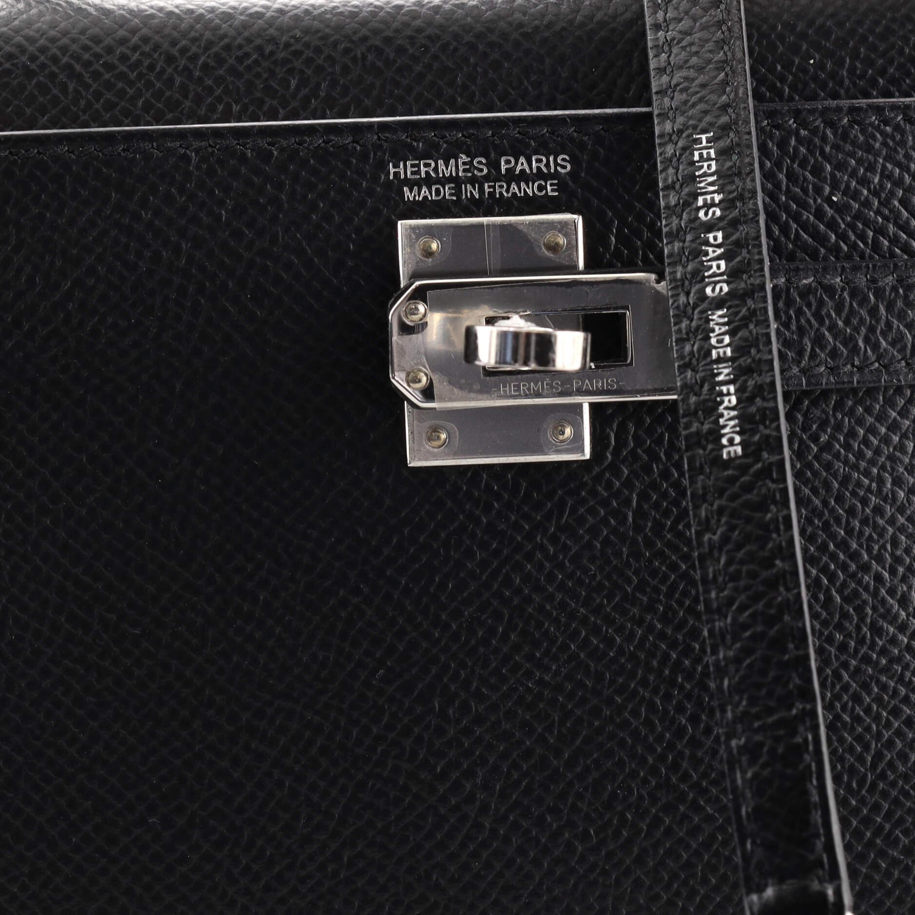 Hermes Kelly Mini II Bag Noir Epsom with Palladium Hardware 20 In Good Condition In NY, NY
