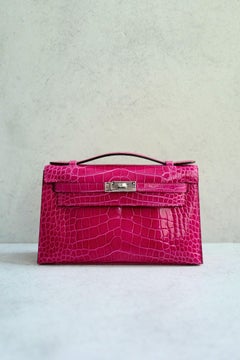 Hermès Kelly Mini Pochette Rose Mexico Alligator Mississippiensis PHW K Stamp