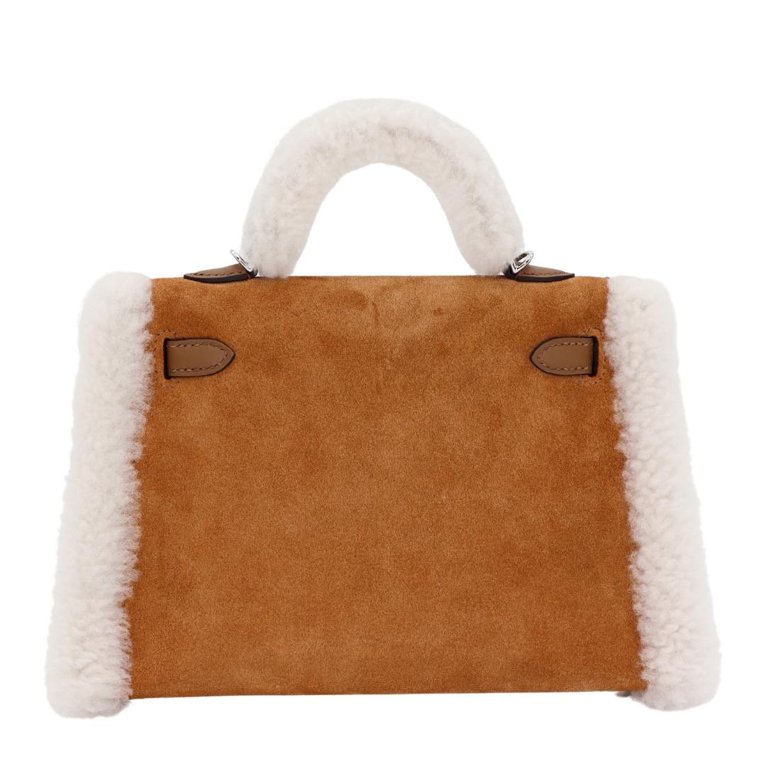 Hermès Kelly Mini Teddy Plush Shearling Chamois/Ecru/Alezan Palladium Hardware In New Condition For Sale In Santa Rosa Beach, FL