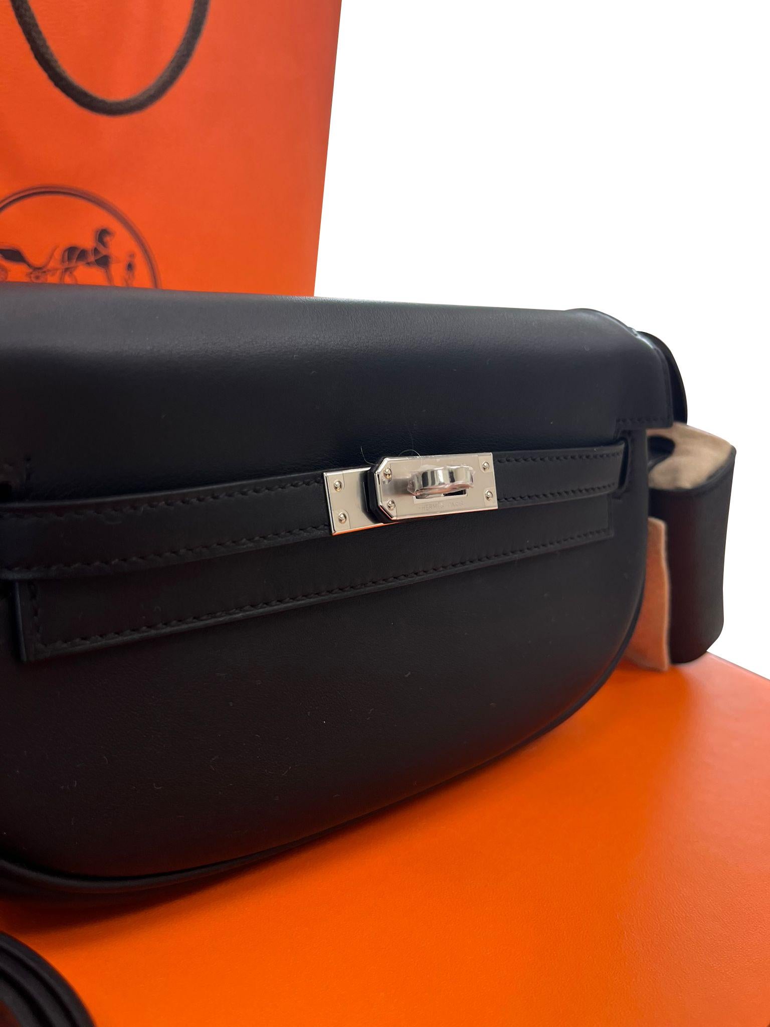 Hermes Kelly Moove Black Swift Calfskin Leather Palladium Hardware Handbag For Sale 8