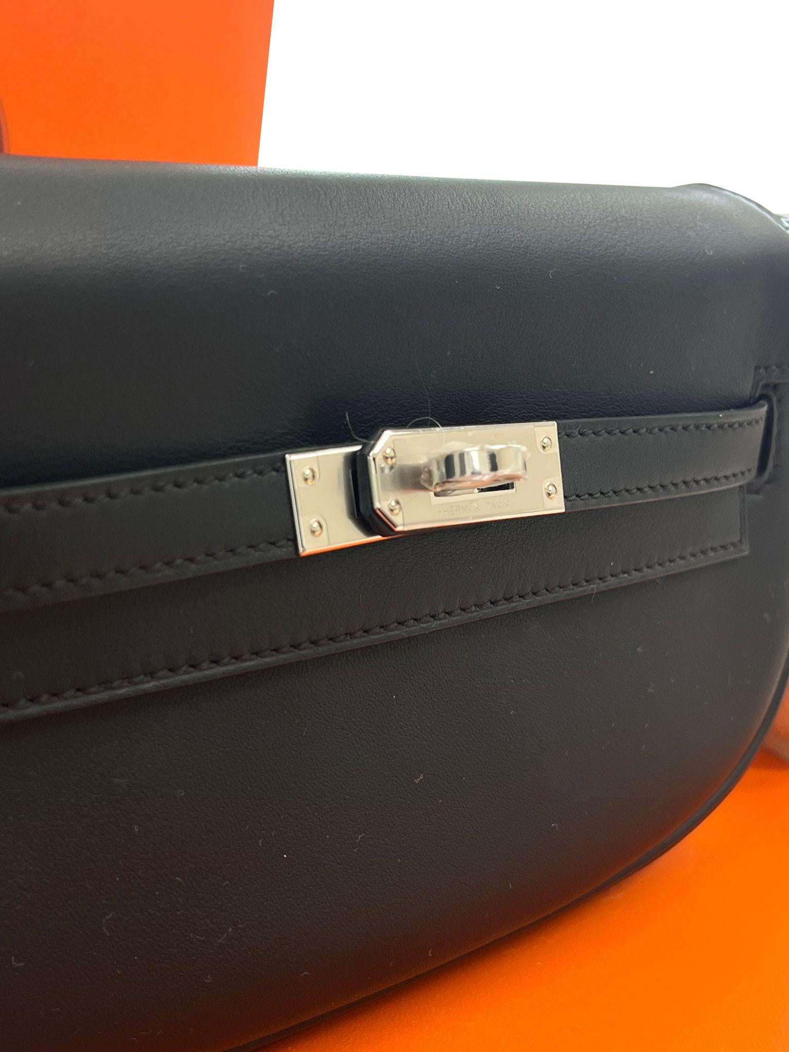 Hermes Kelly Moove Black Swift Calfskin Leather Palladium Hardware Handbag For Sale 9