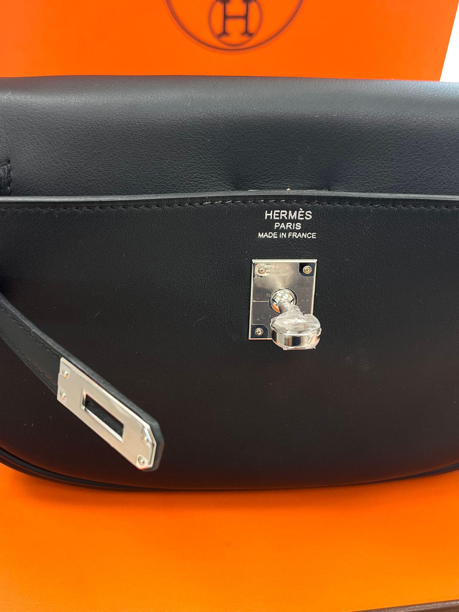 Hermes Kelly Moove Black Swift Calfskin Leather Palladium Hardware Handbag For Sale 10
