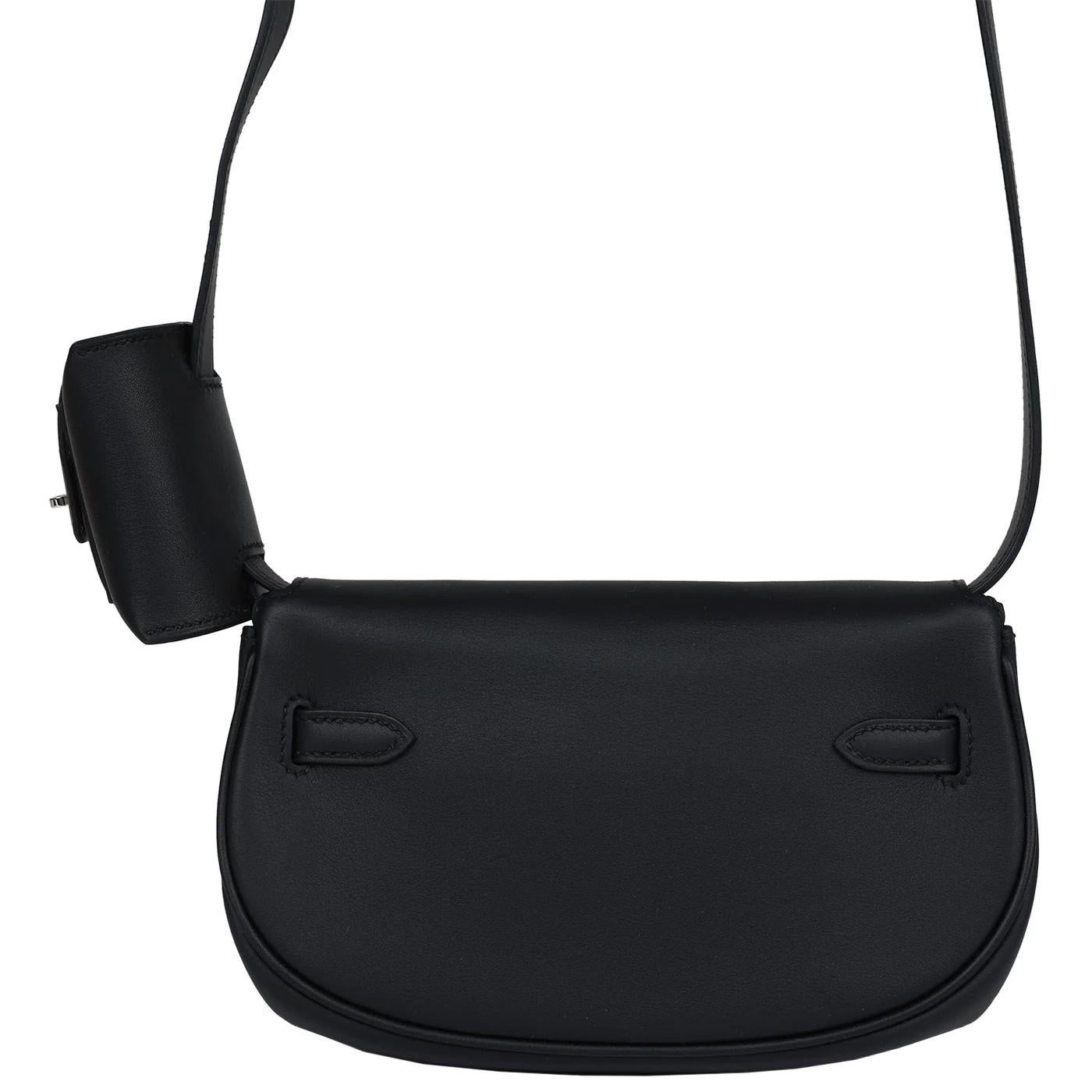 Hermes Kelly Moove Black Swift Calfskin Leather Palladium Hardware Handbag In New Condition For Sale In Aventura, FL