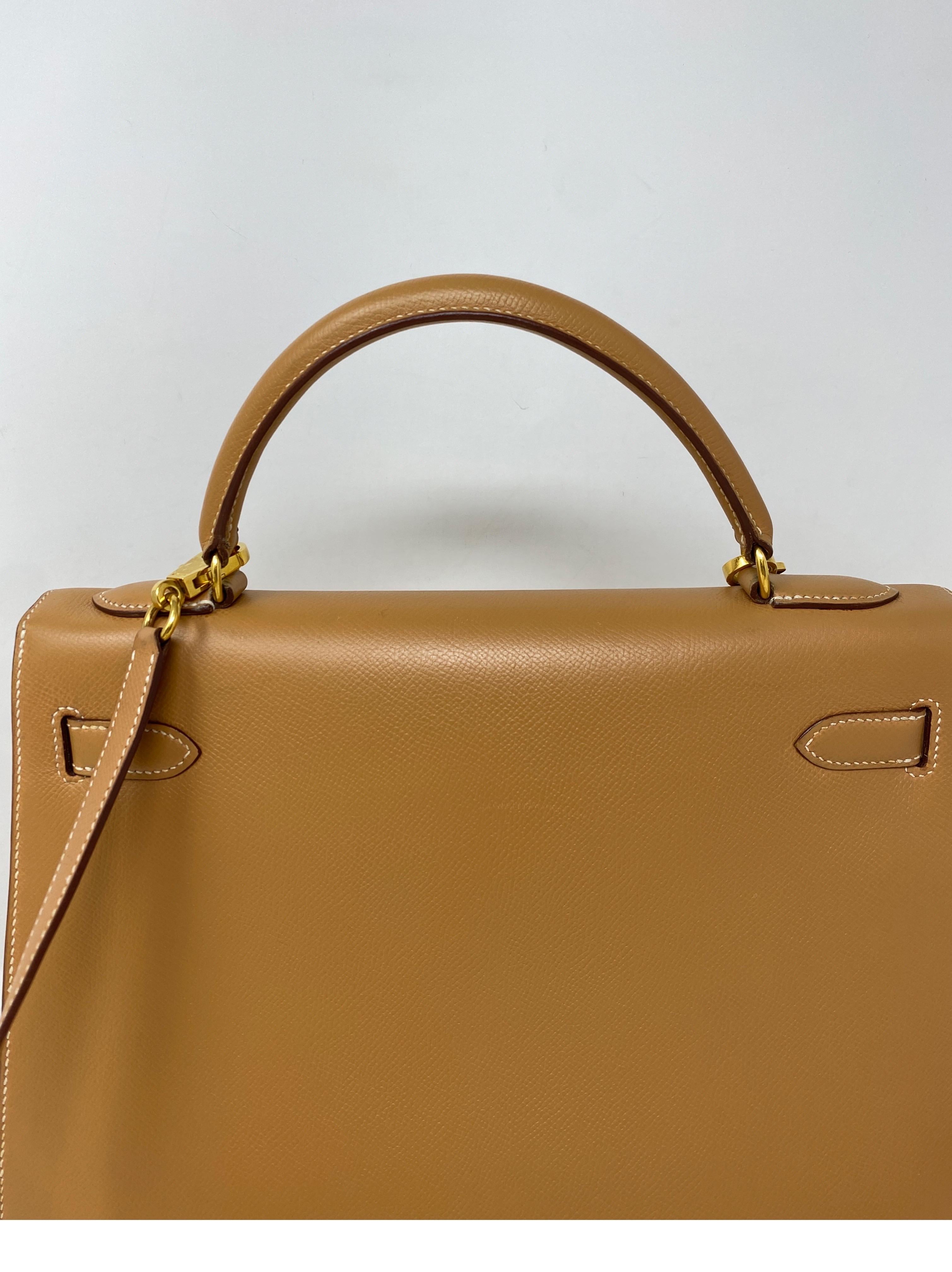 Hermes Kelly Natural 32 Sellier Bag  In Good Condition In Athens, GA