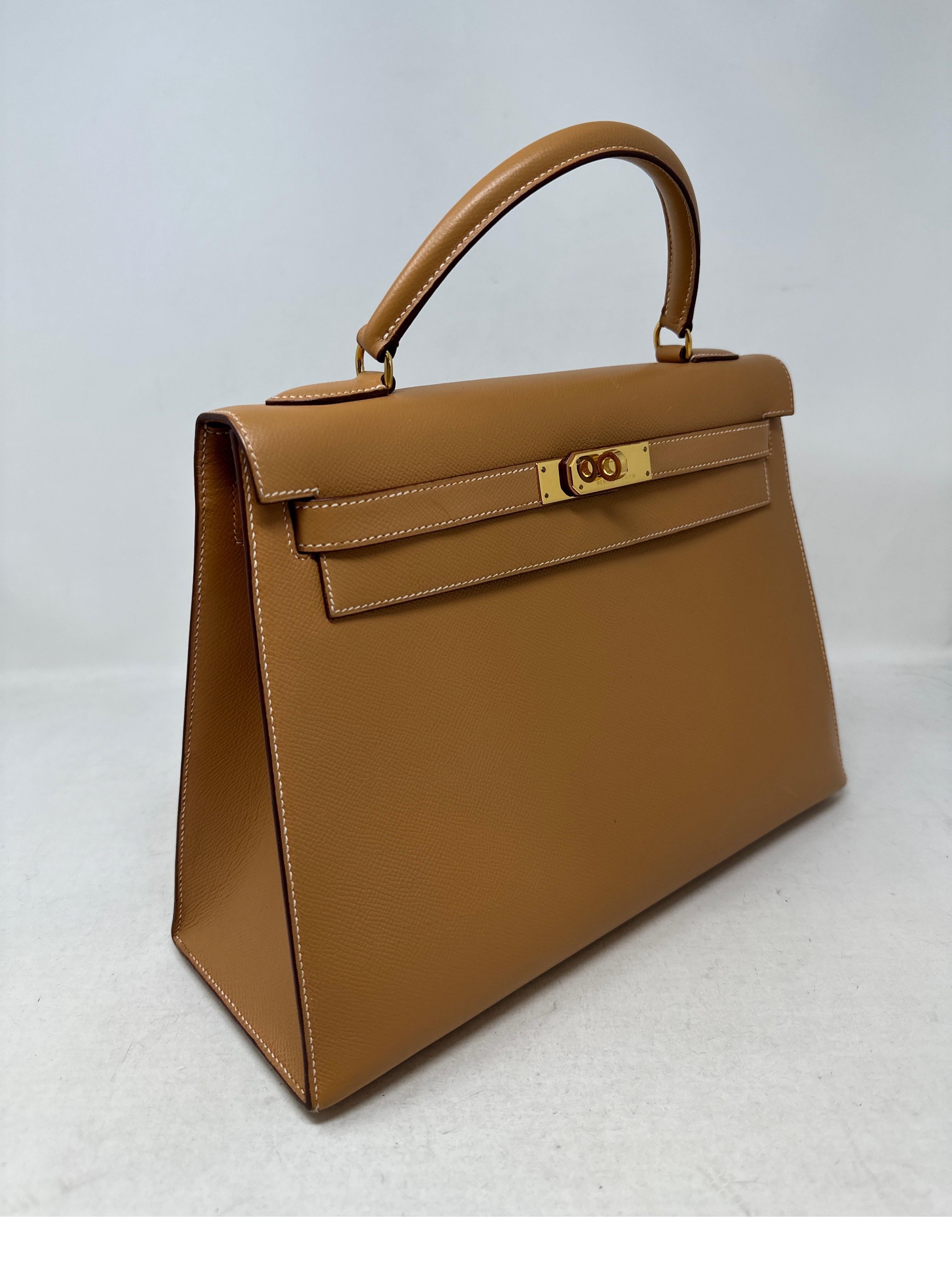 Hermes Kelly Natural Sellier 32 Bag In Excellent Condition In Athens, GA