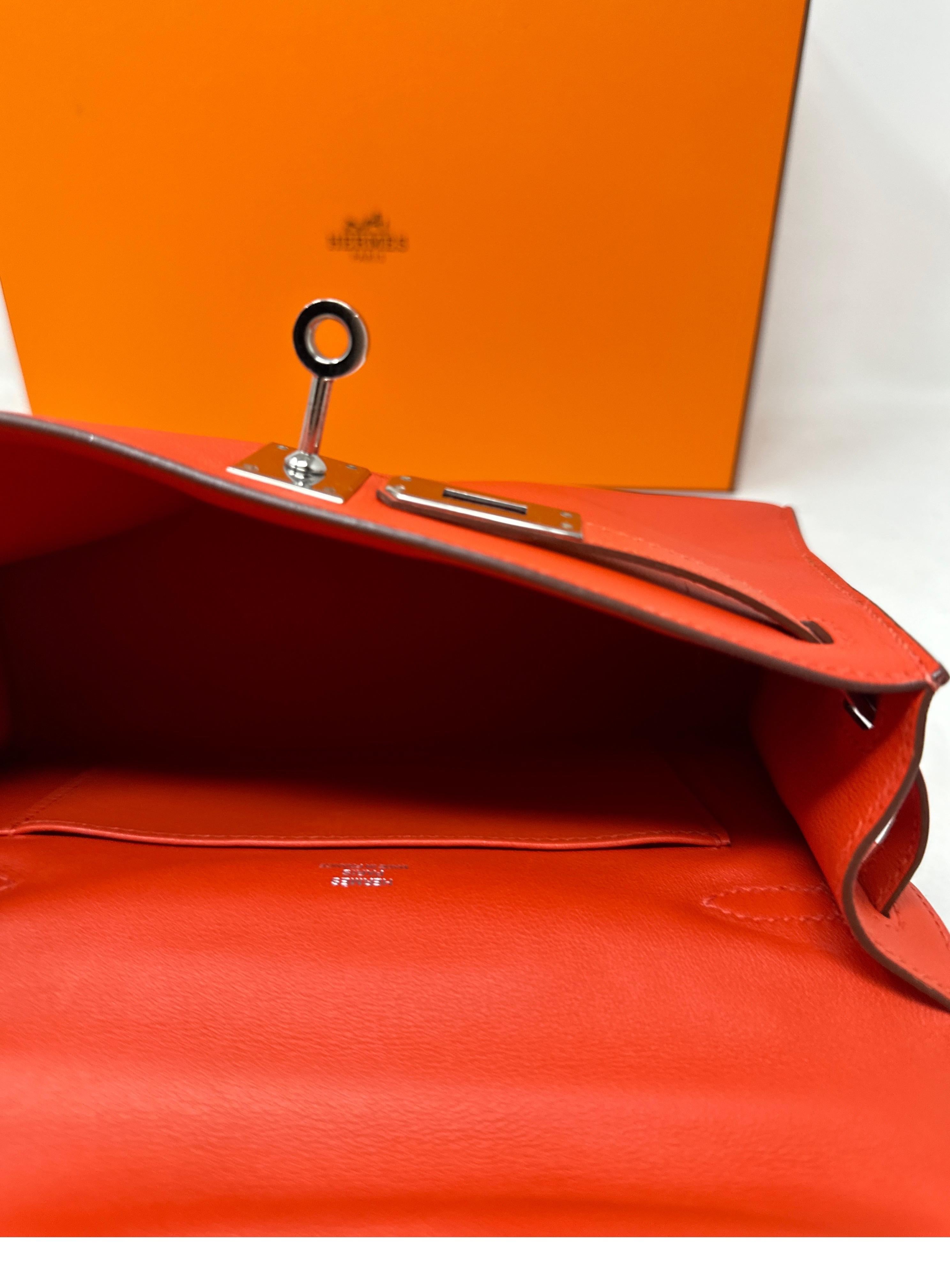 Hermes Kelly Orange Pochette For Sale 11