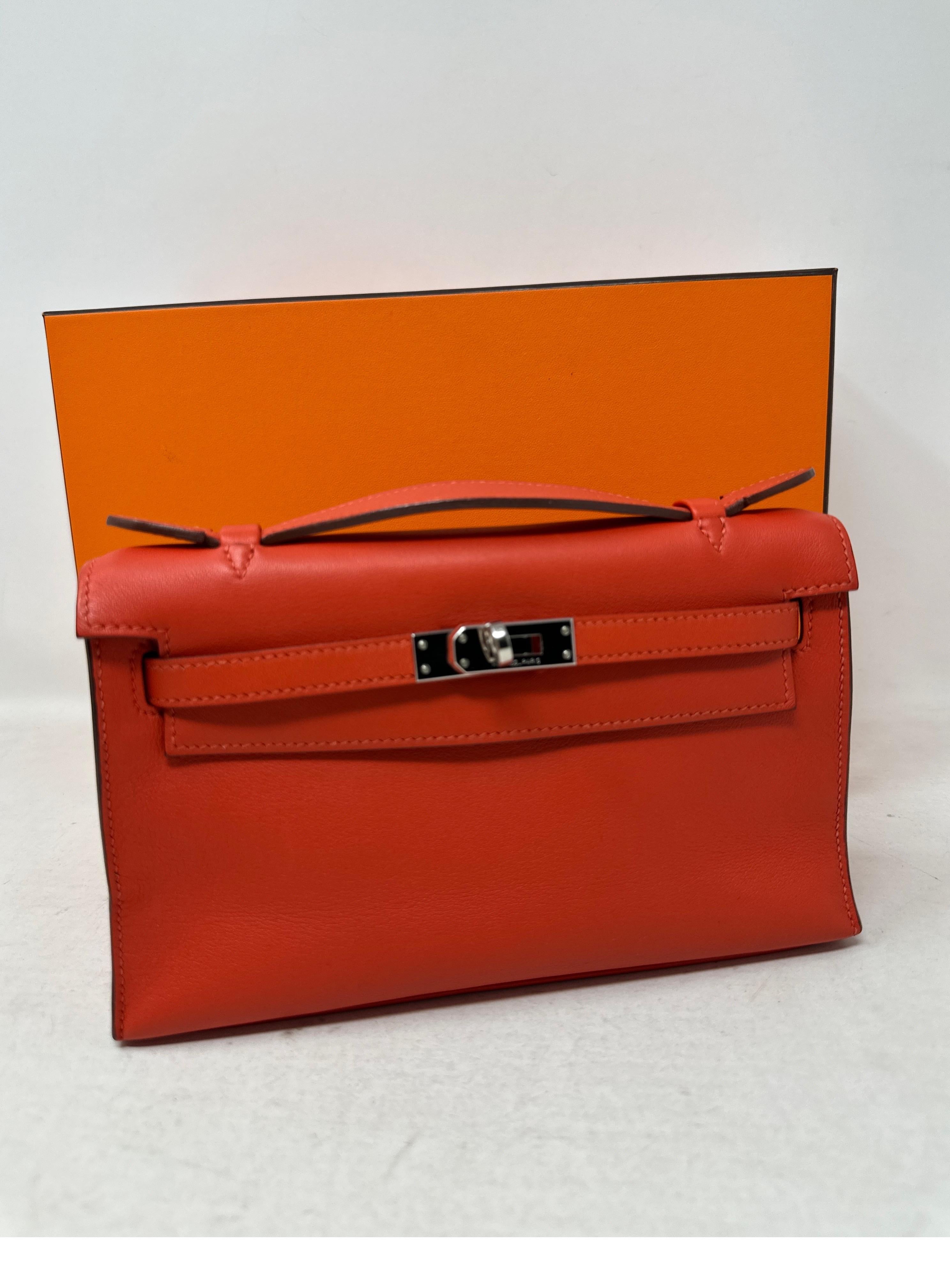 Hermes Kelly Orange Pochette For Sale 14
