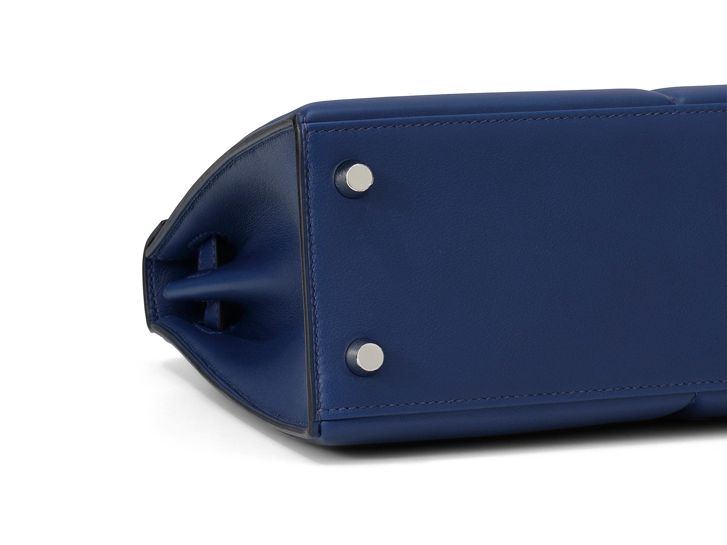 Hermès Kelly Padded 25 Bleu Saphire Swift Palladium Hardware Unisexe en vente