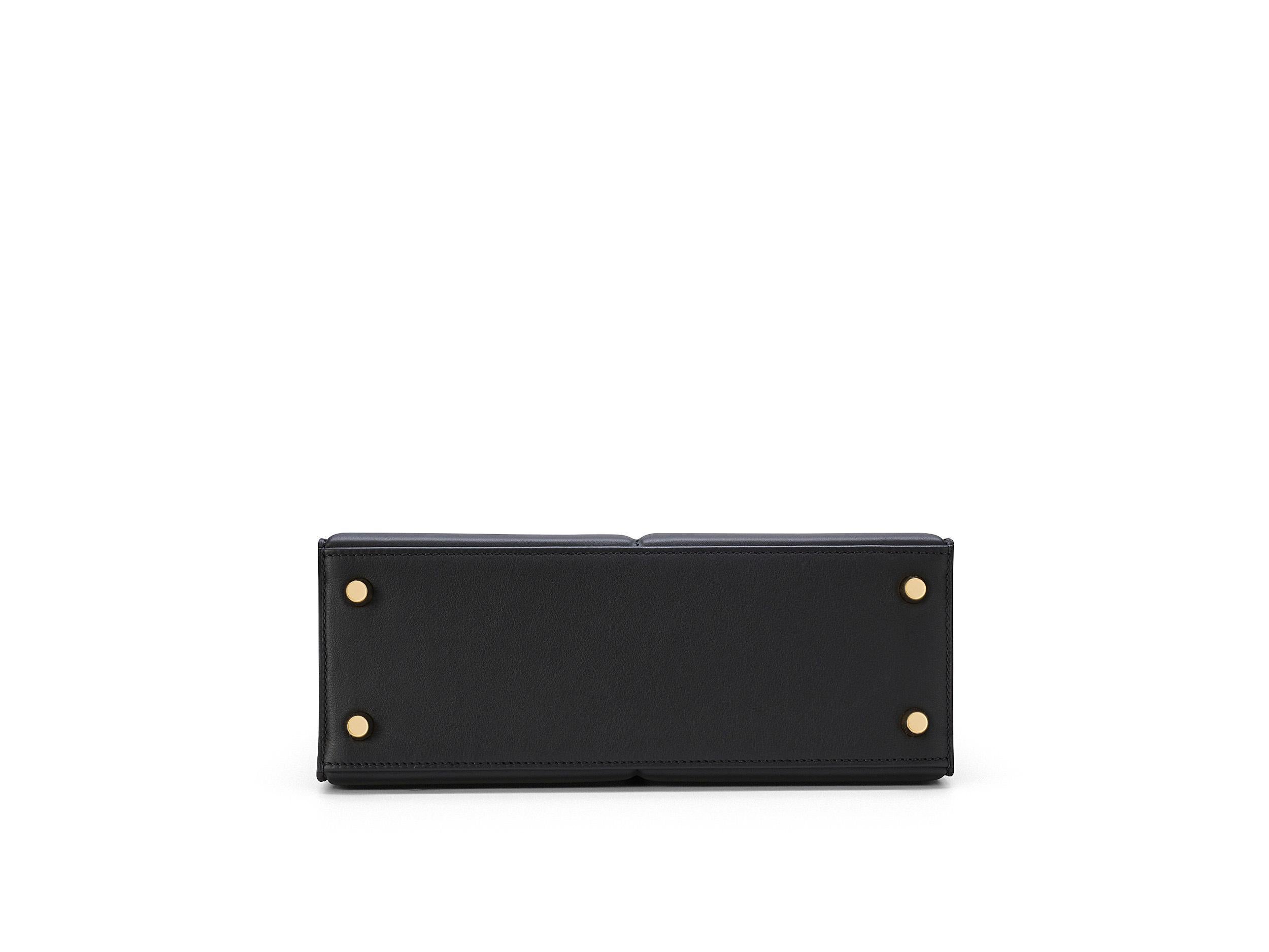 Hermès Kelly Padded 25 Noir/Black Swift Gold Hardware 1