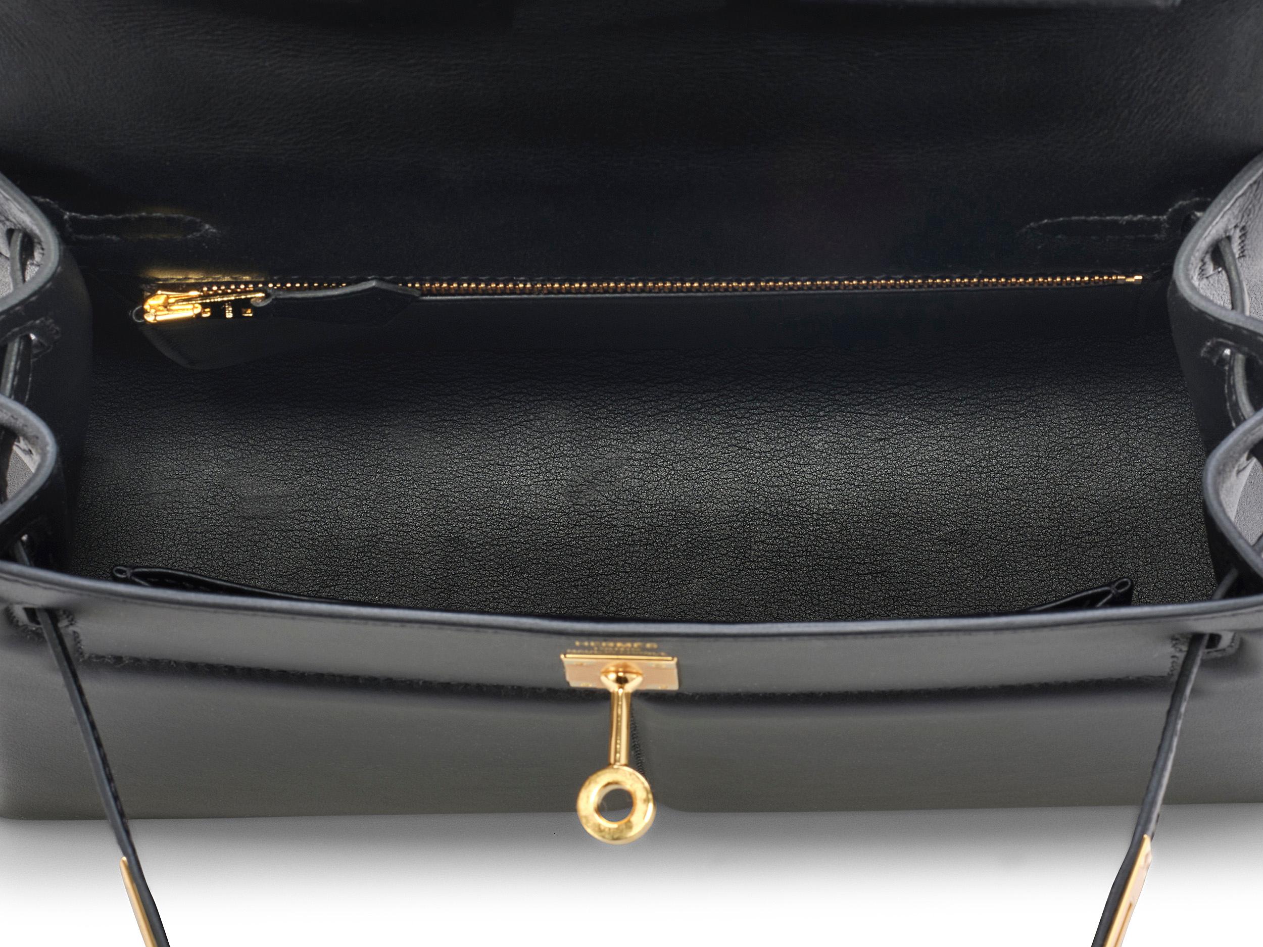 Hermès Kelly Padded 25 Noir/Black Swift Gold Hardware 3