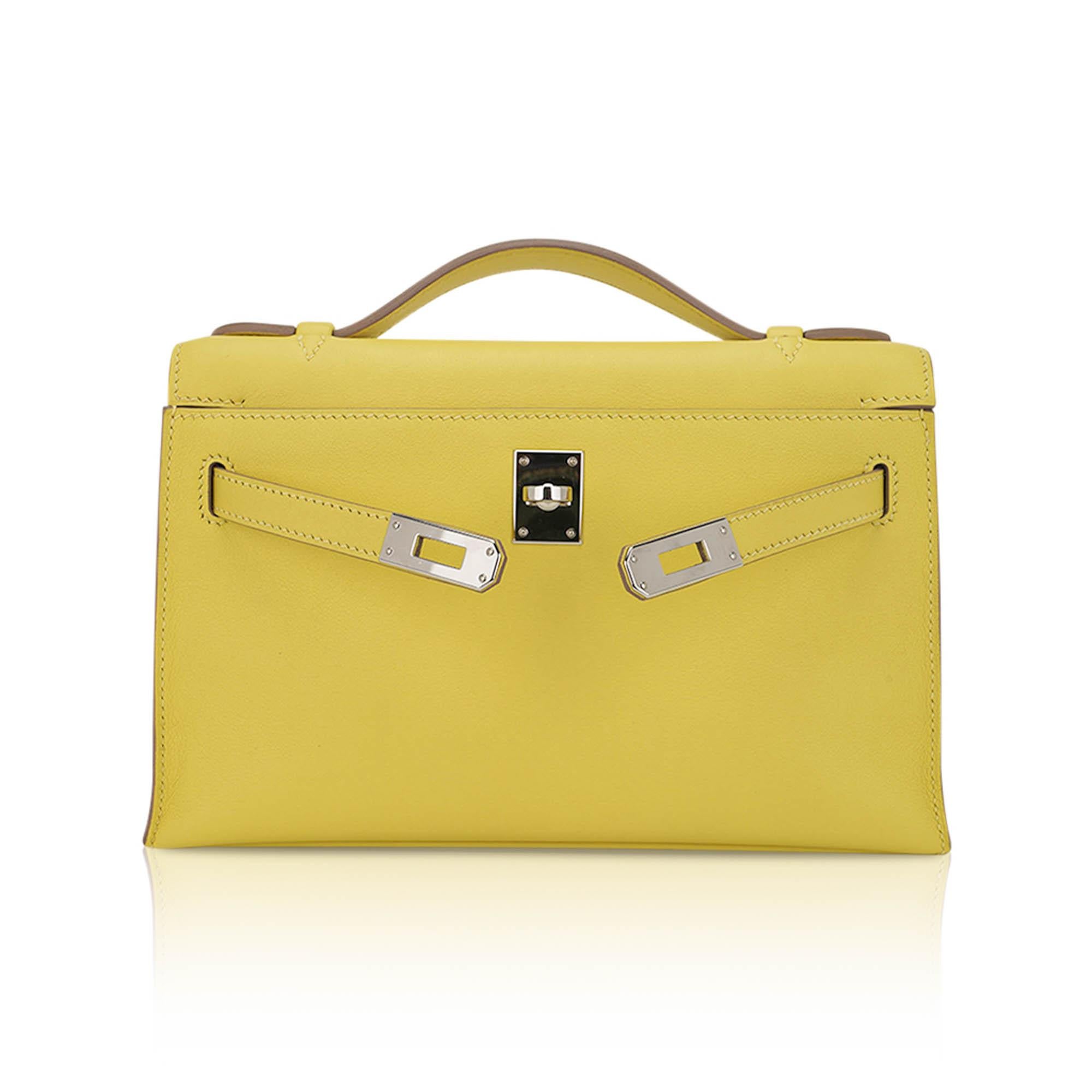 Hermes Kelly Pochette Tasche Jaune De Naples Swift Leder Palladium (Gelb) im Angebot