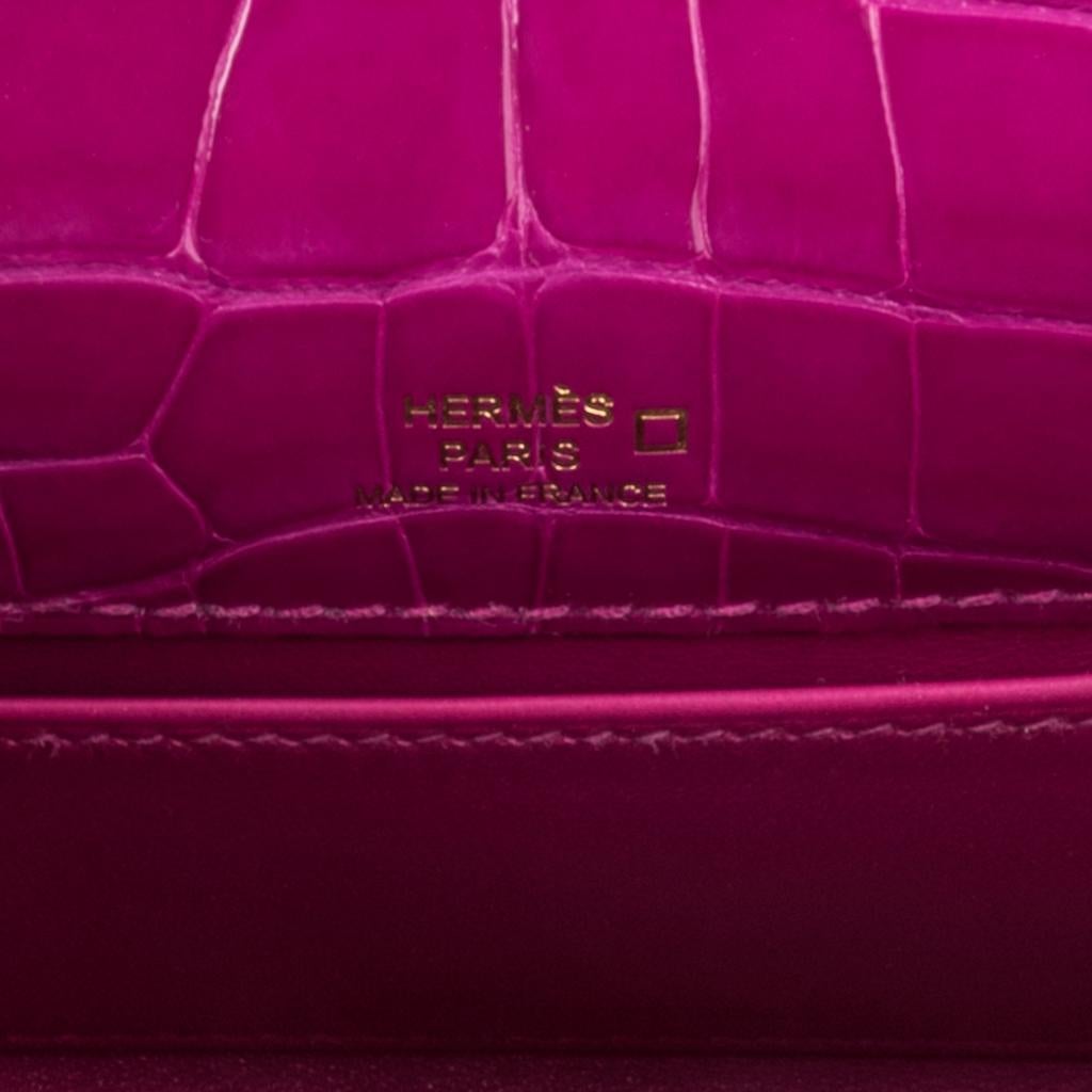 Hermes Kelly Pochette Bag Rose Scheherazade Pink Alligator Clutch Gold Hardware  1