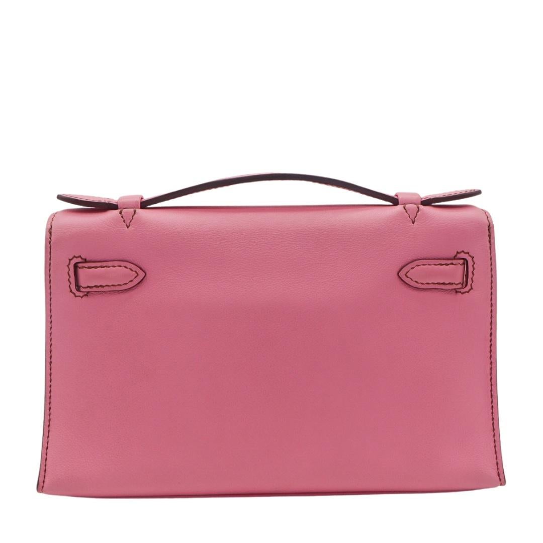 Pink Hermès Kelly Pochette Bubblegum Swift Leather Palladium Hardware For Sale