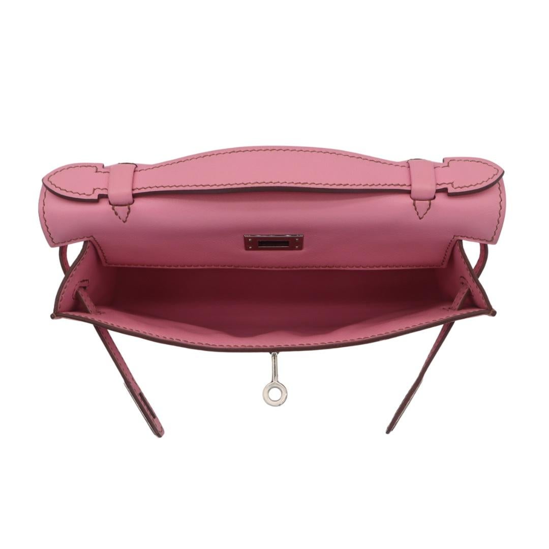 Hermès Kelly Pochette Bubblegum Swift Leather Palladium Hardware For Sale 2