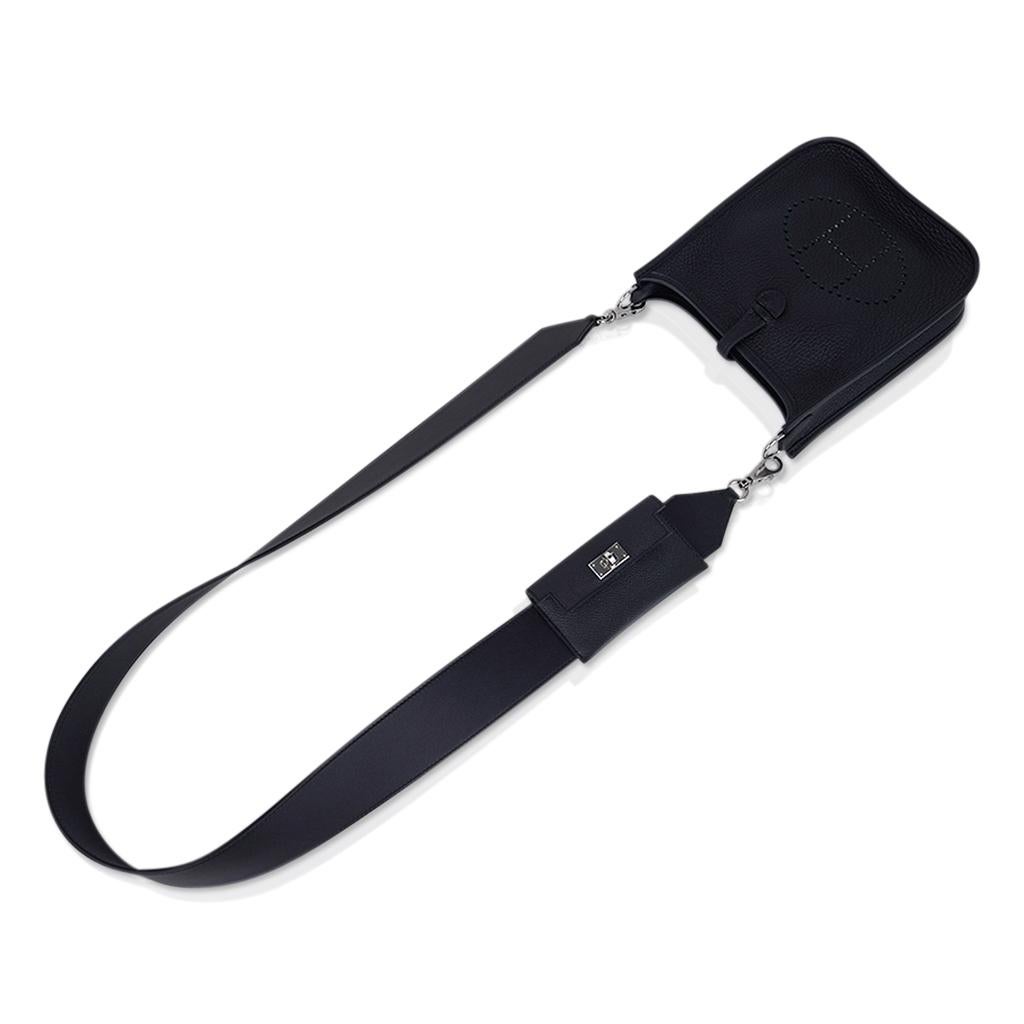Women's Hermes Kelly Pocket Shoulder Strap Black Swift Epsom Palladium Hardware